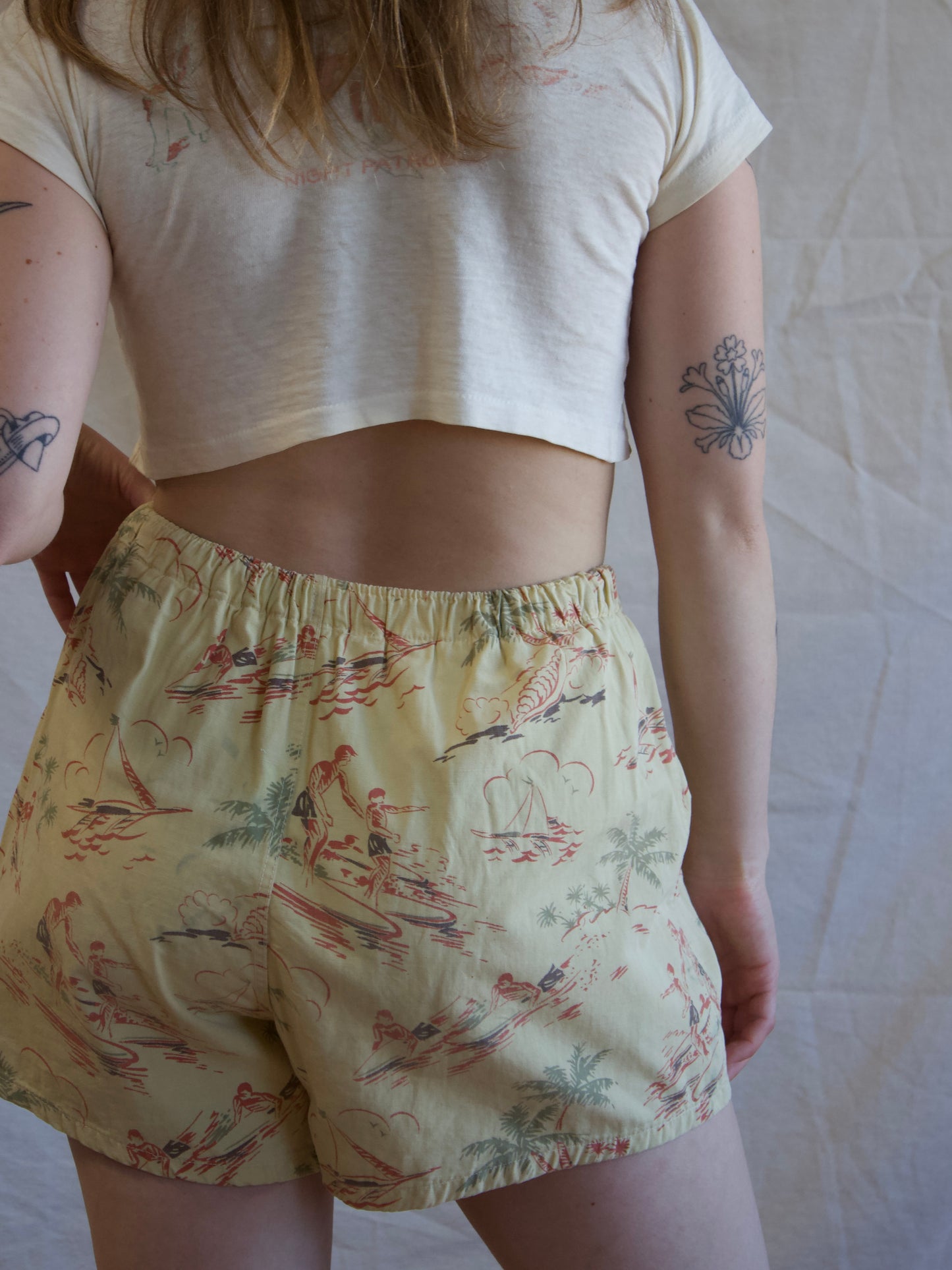 1940s/1950s Hawaiiana Surfer Print Swim/Play Shorts
