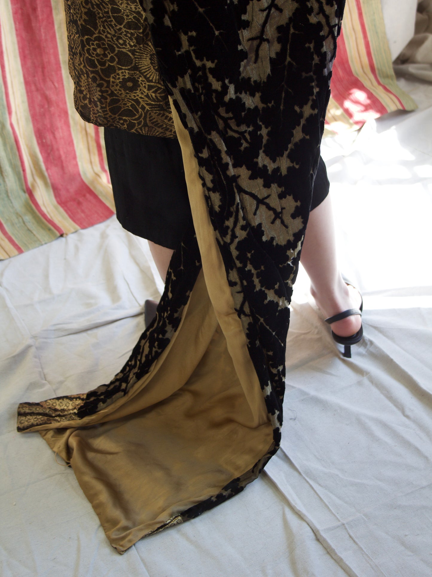 Antique Late 1910s Devore Velvet Gold Lamé Tassel Trained Cape