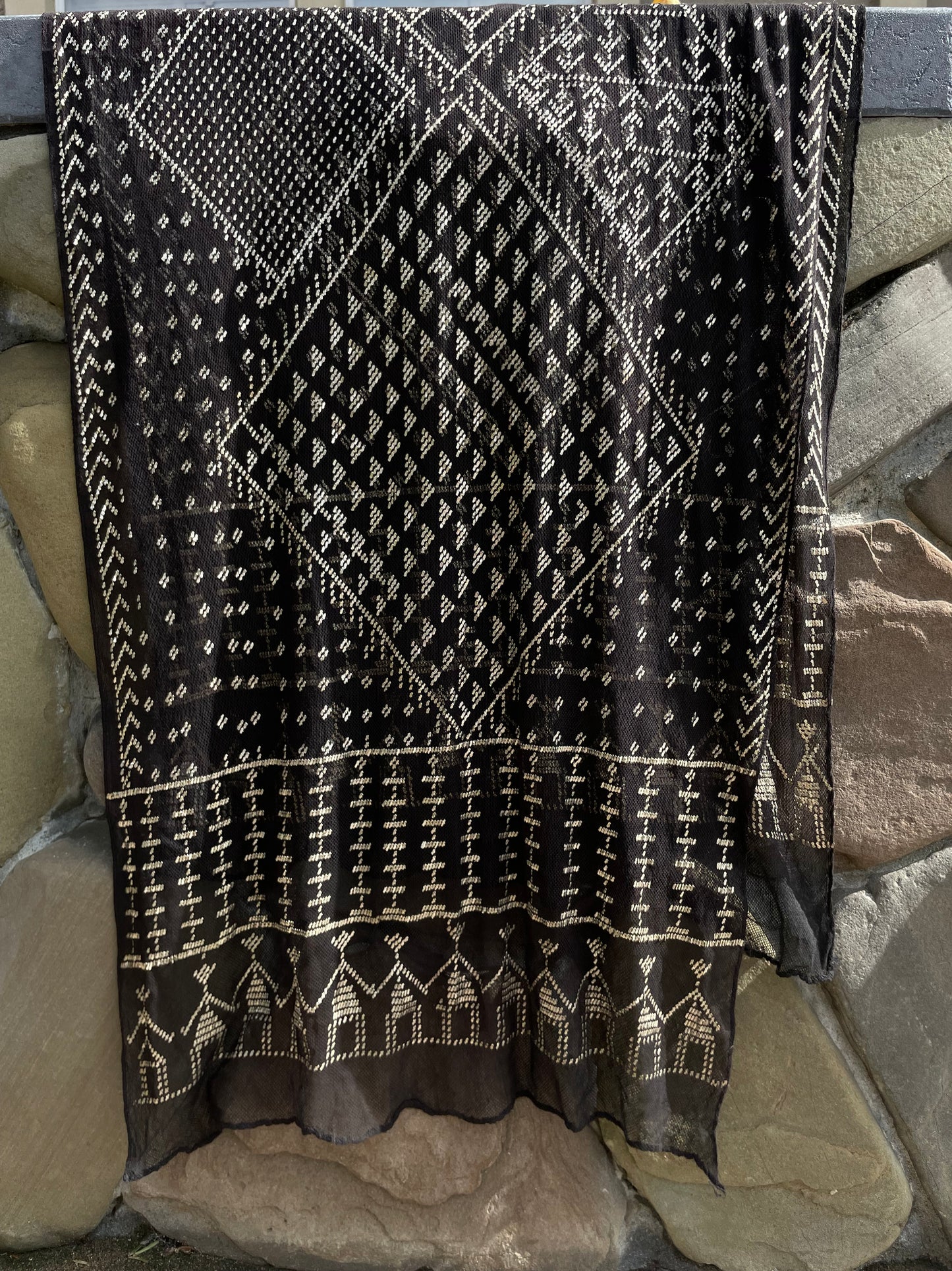 Antique Hammered Metal Assuit Classic Style Shawl