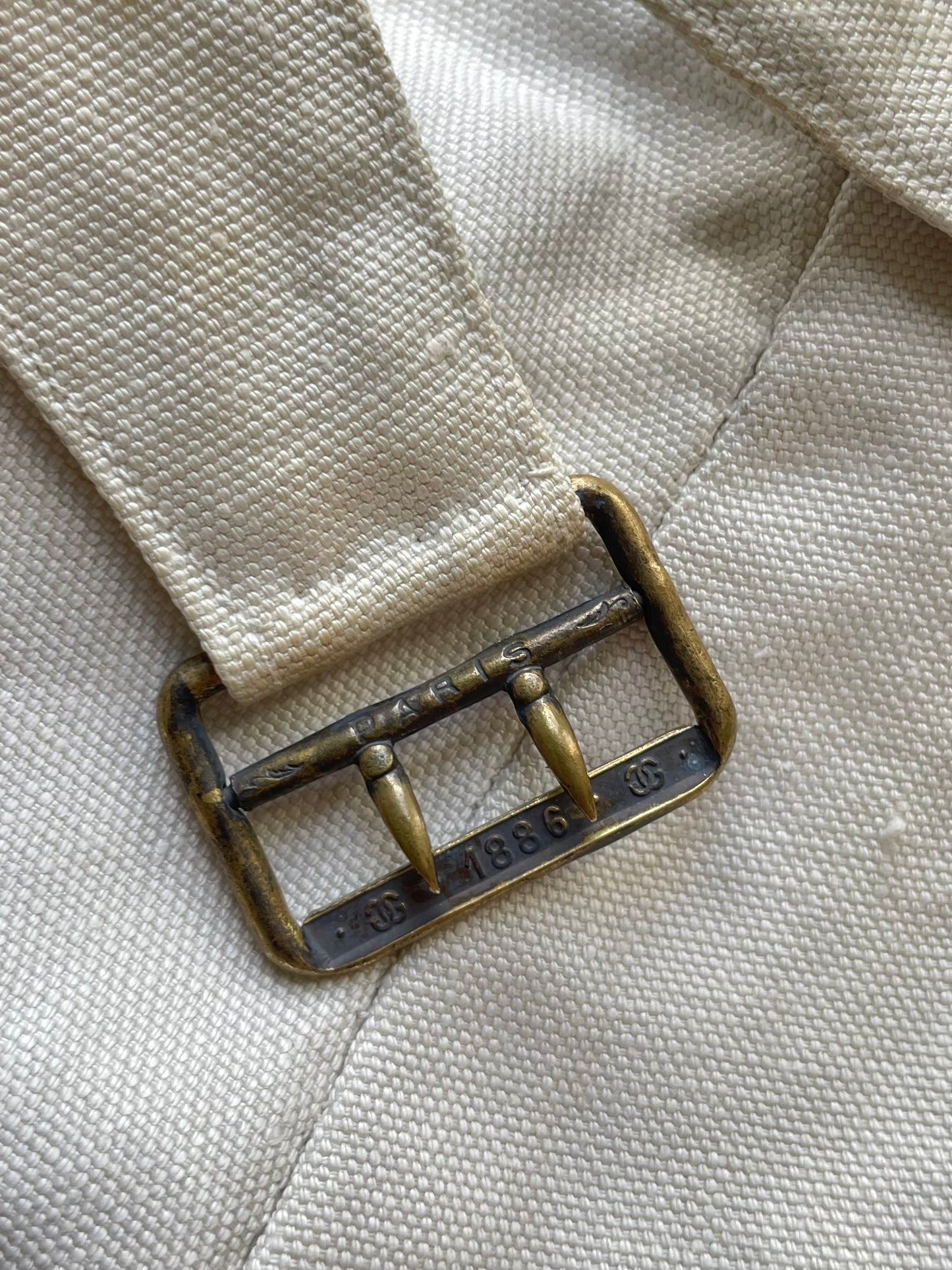 1886 French Linen Buckle Back Fishtail Breeches