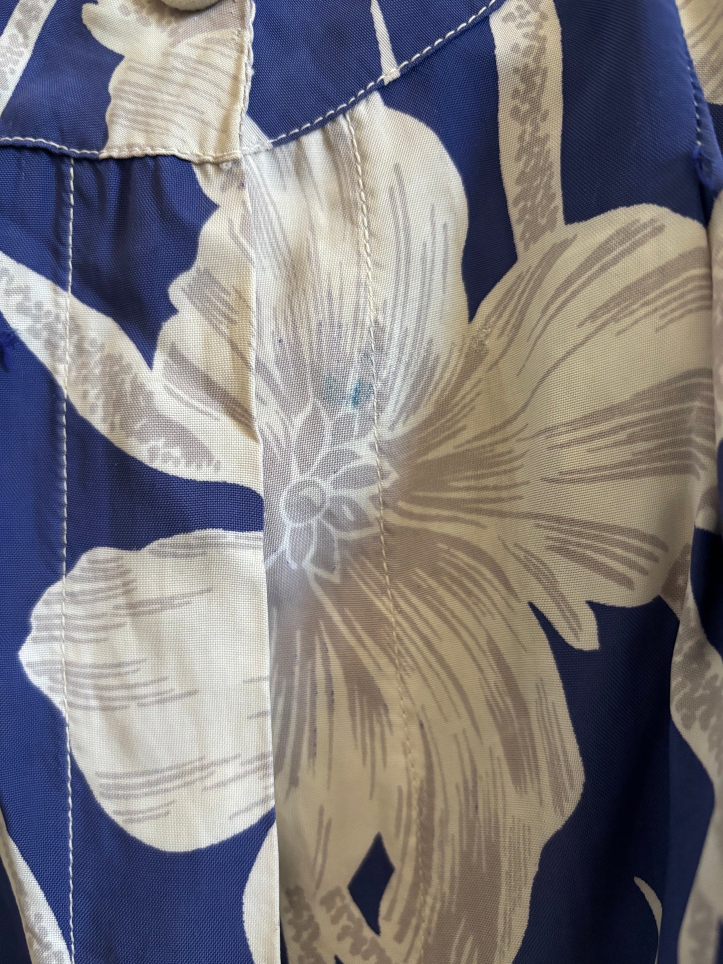 1940s Cold rayon Hawaiiana Flutter Sleeve Smock Style Blouse