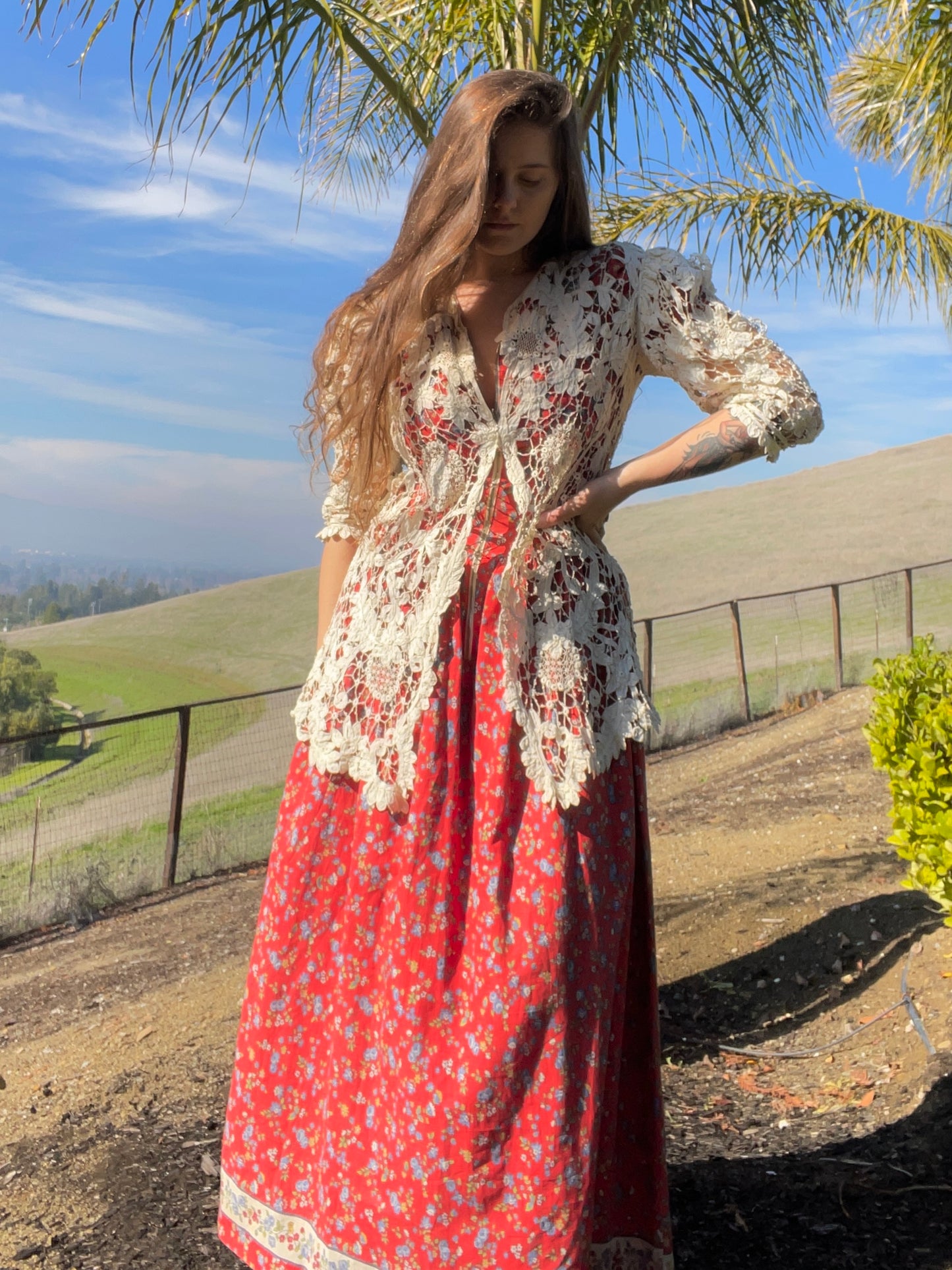 1890s Battenburg Tape Lace Mutton Sleeve Jacket