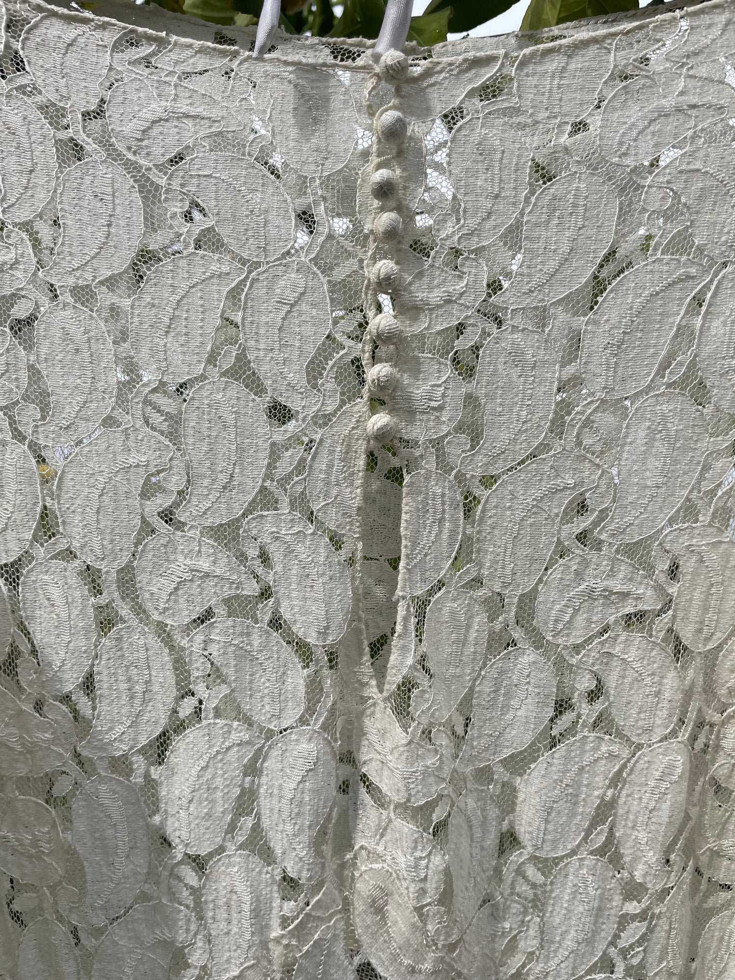 1930s Eggshell Lace Long Sleeve Gown