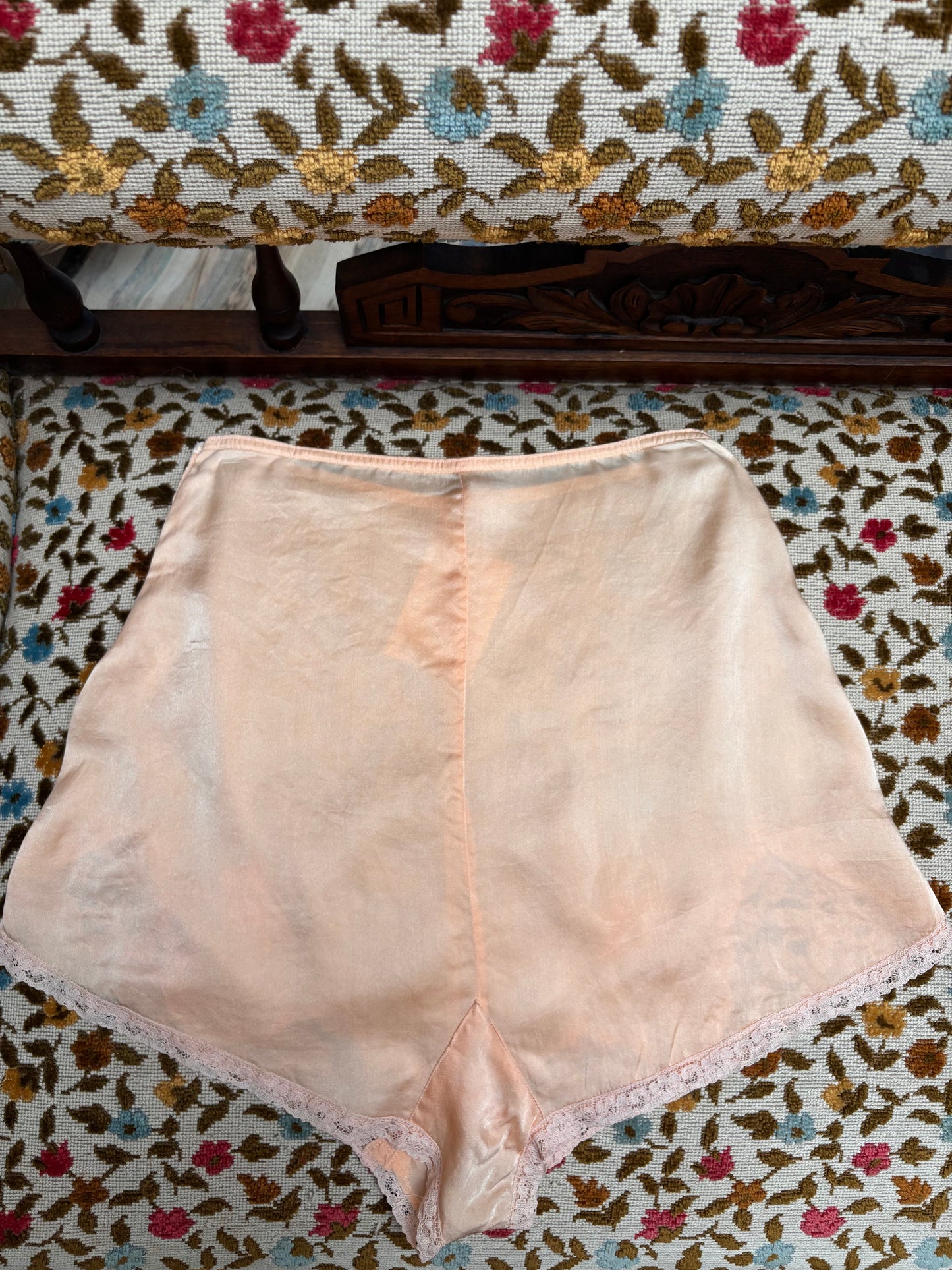 1930s Silk & Lace Side Button Tap Shorts