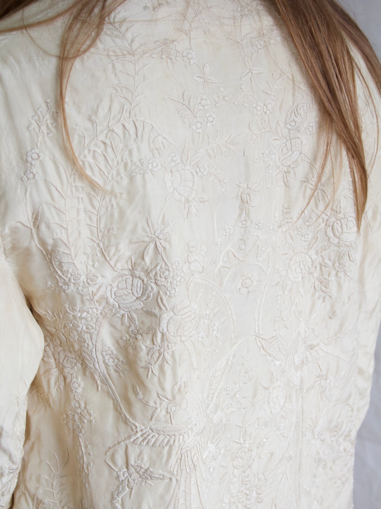 Antique 1920s Cream Silk Embroidered Chinese Jacket