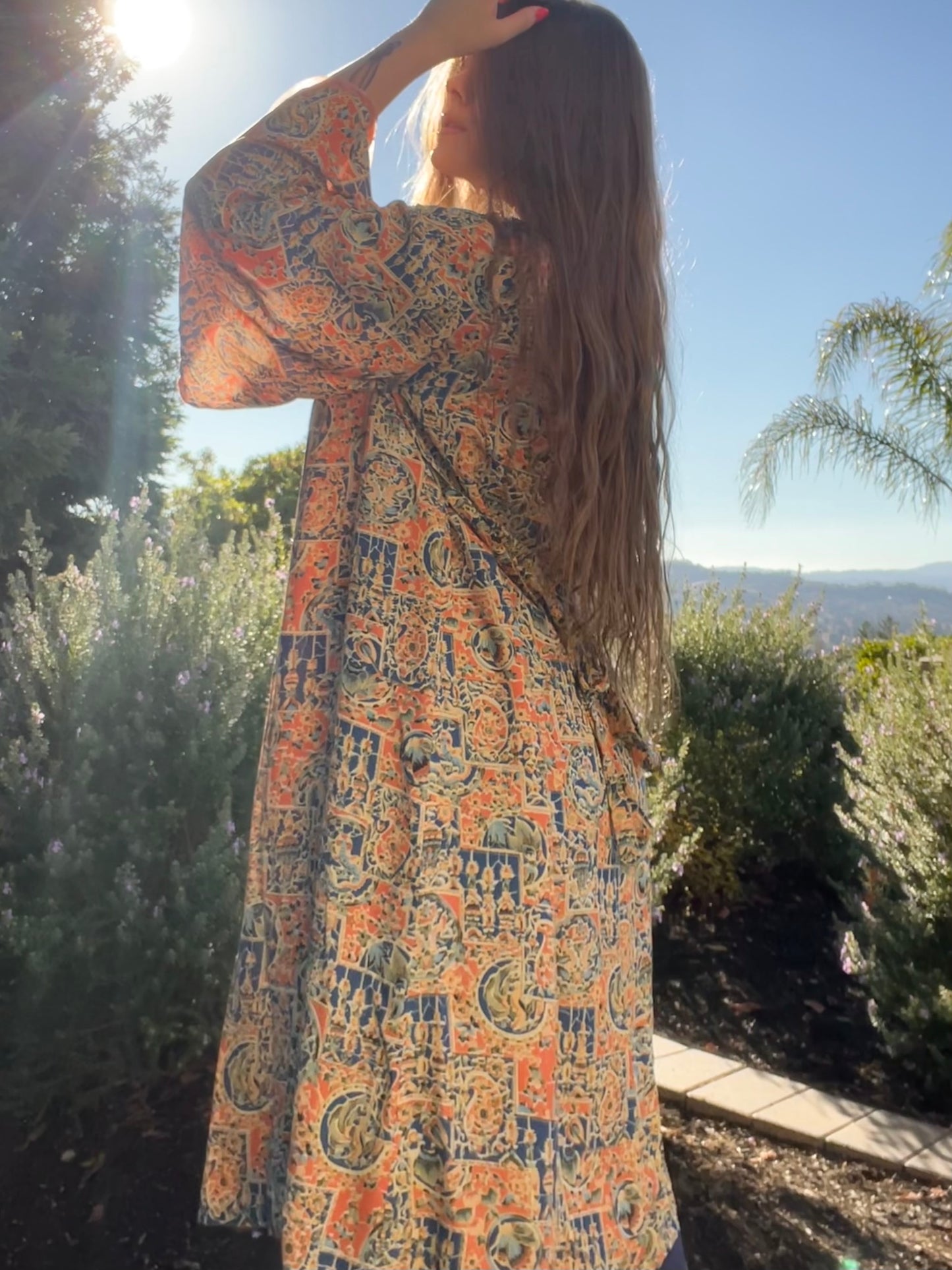 1920s Silk Crepe Japanese Trumpet Sleeve Tunic Style Robe