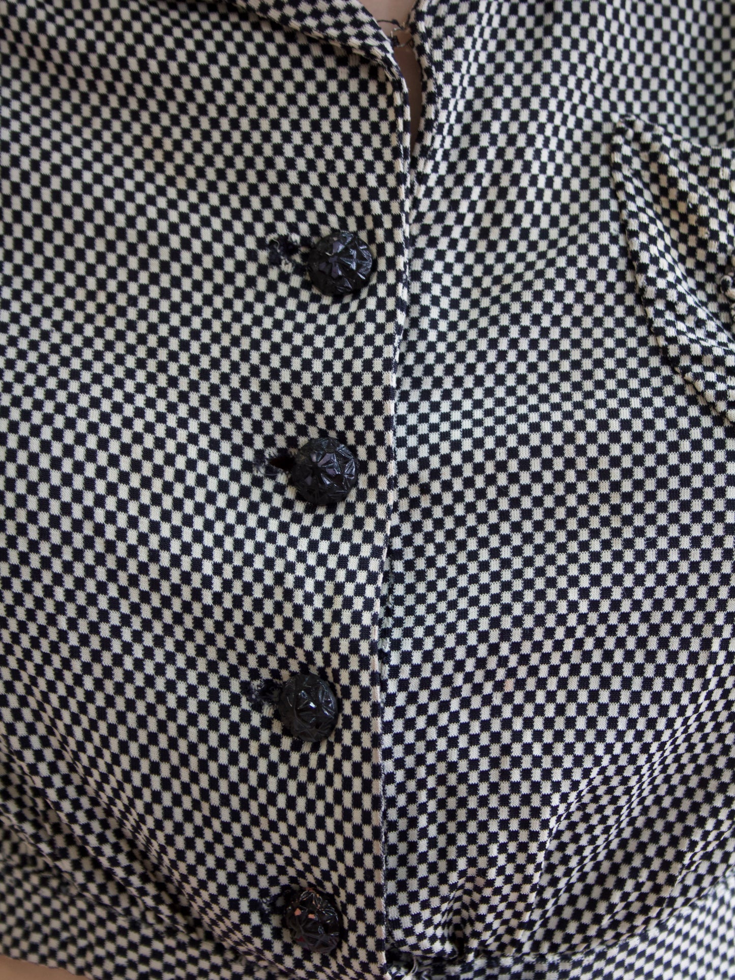 1940s B &W Checkered Jersey Knit Puff Sleeve Cropped Blouse