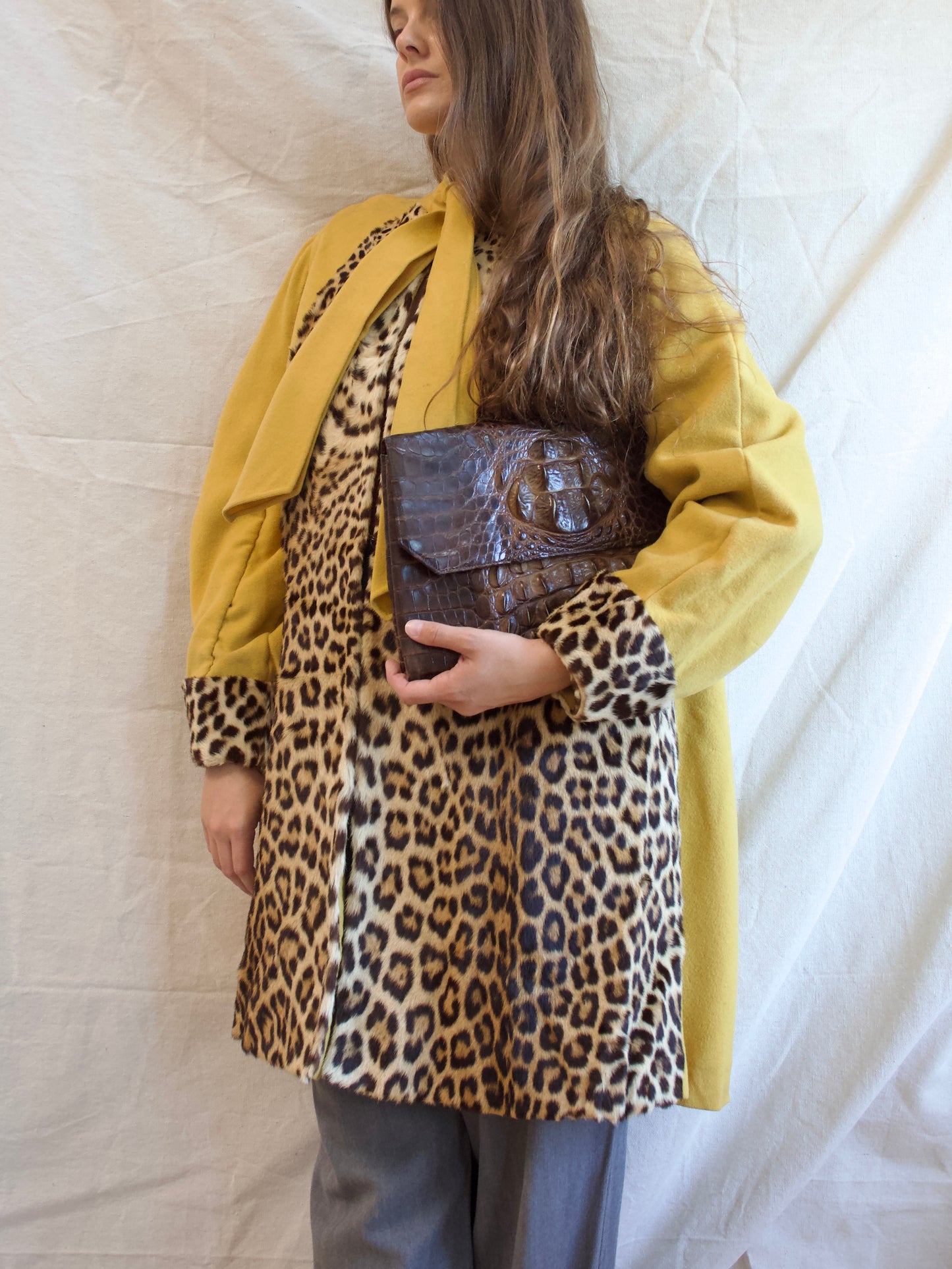 1940s Large Alligator Leather Clutch