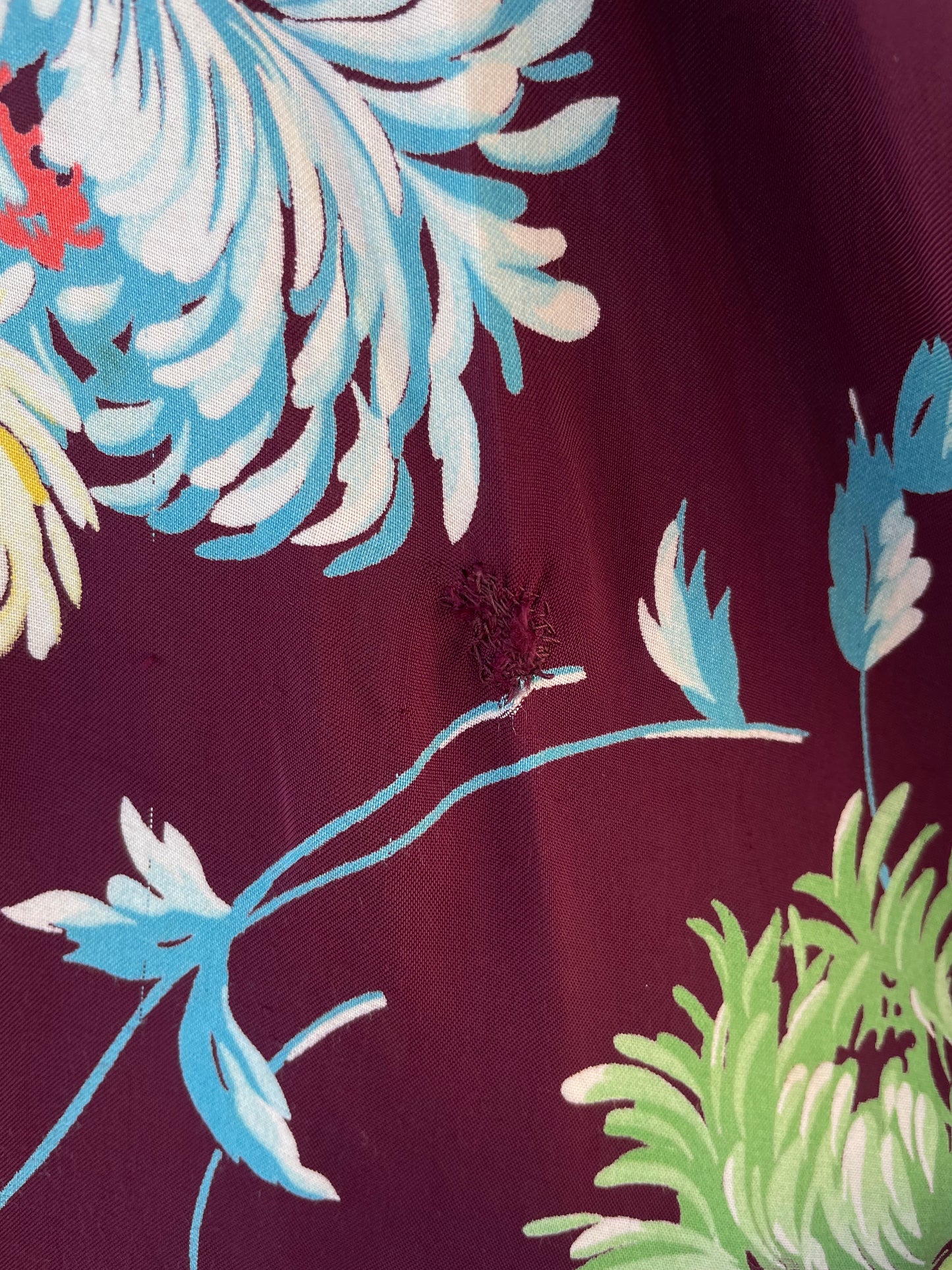 1940s Hawaiiana Zip Front Exaggerated Petal Sleeve Dressing Gown
