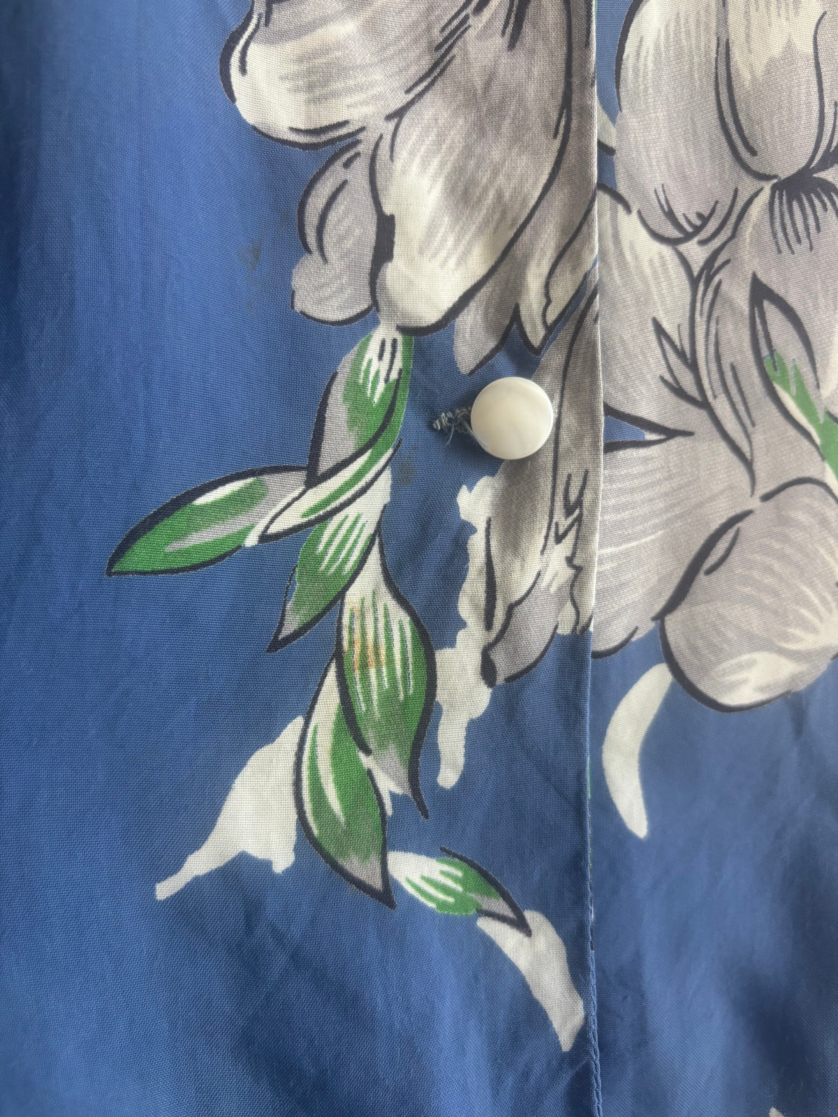 1940s Hawaiiana Cerulean Blue Cold Rayon Blouse