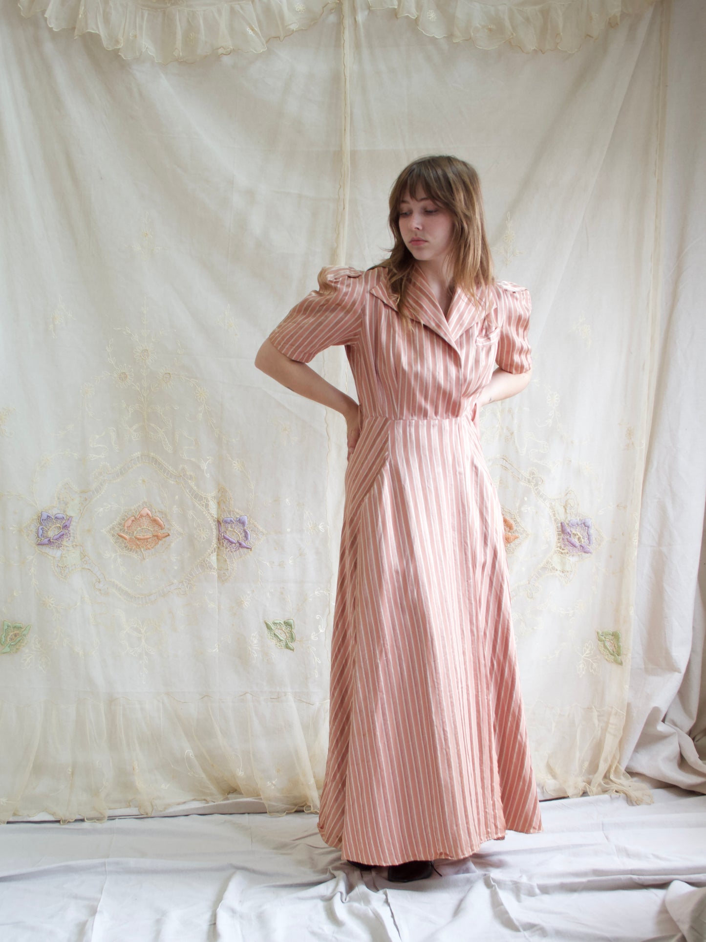 1940s Striped Puff Sleeve Rayon Wrap Dressing Gown