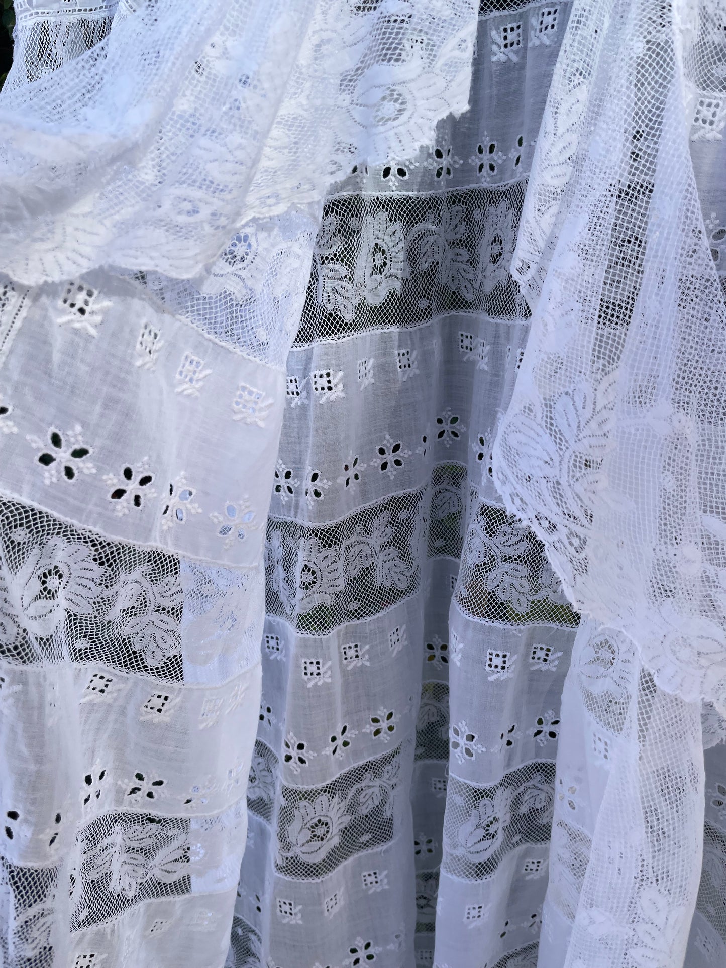 Rare 1890s-1900s Insertion Lace Ruffled Mutton Sleeve Boudoir Jacket
