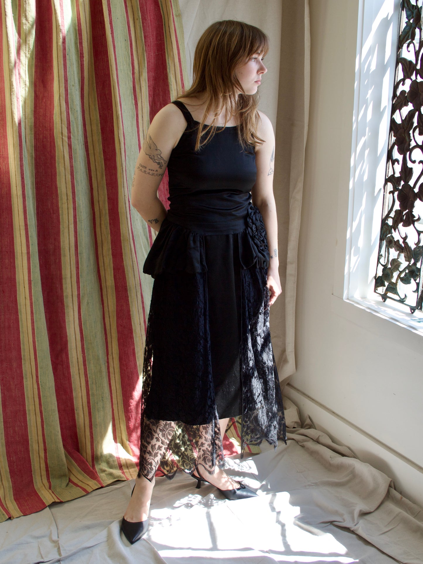 Antique 1920s Robe De Style-Esque Satin & Lace Dress