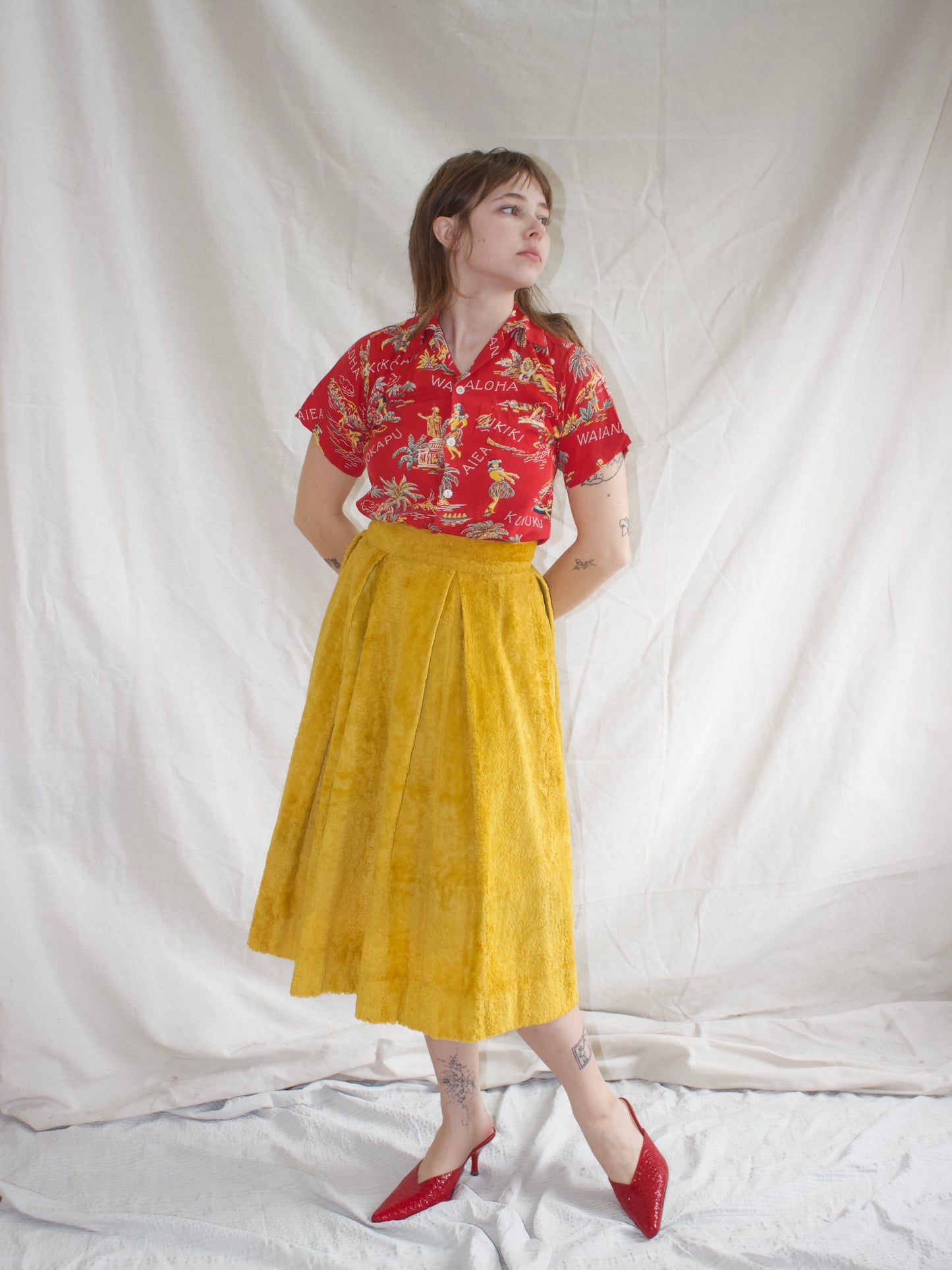 * Flash Sale * 1940s Plush Faux fur Marigold Side Zip Skirt