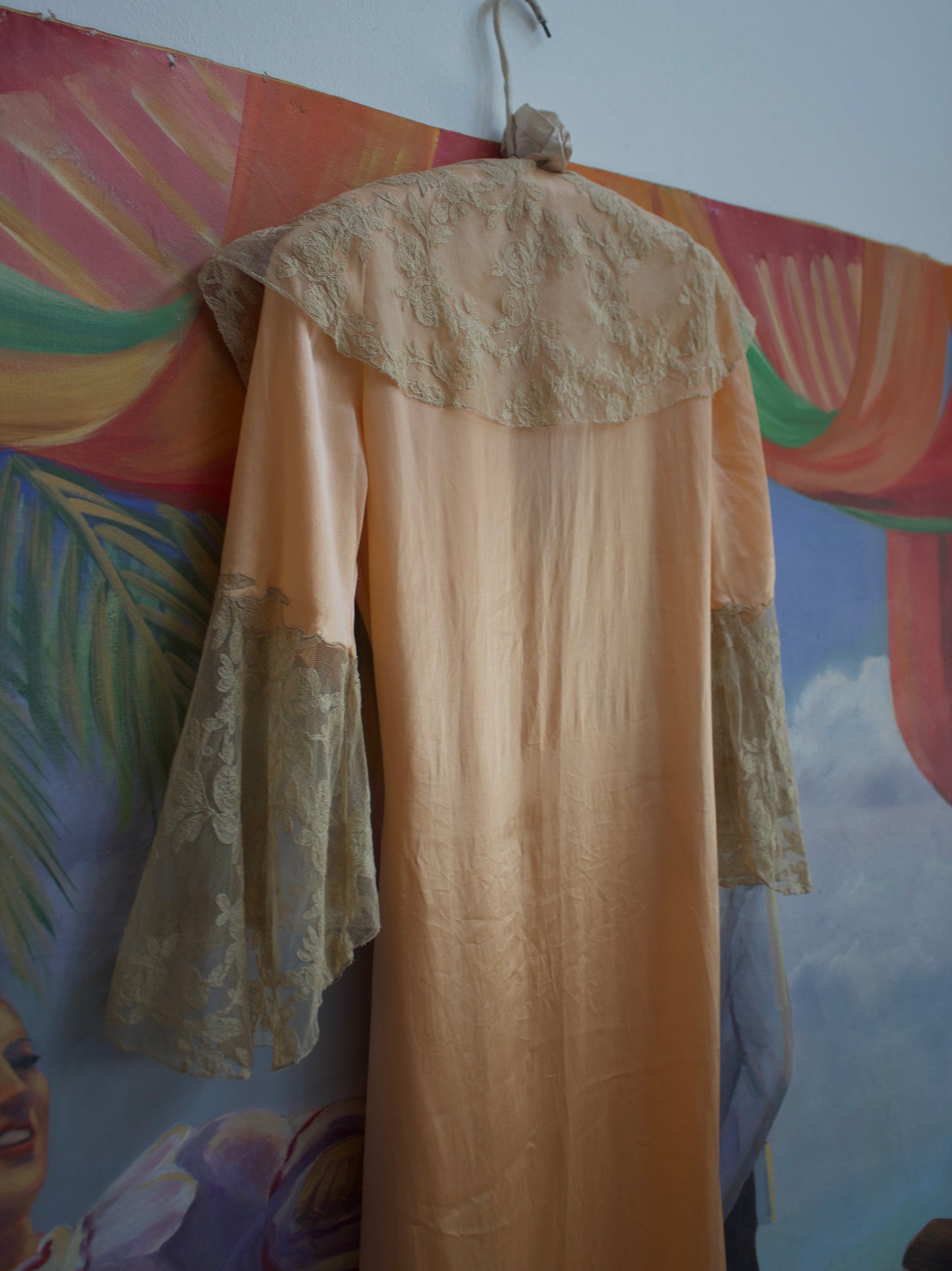 1930s Peach Satin & Ecru Lace Wrap Bell Sleeve Dressing Gown Robe