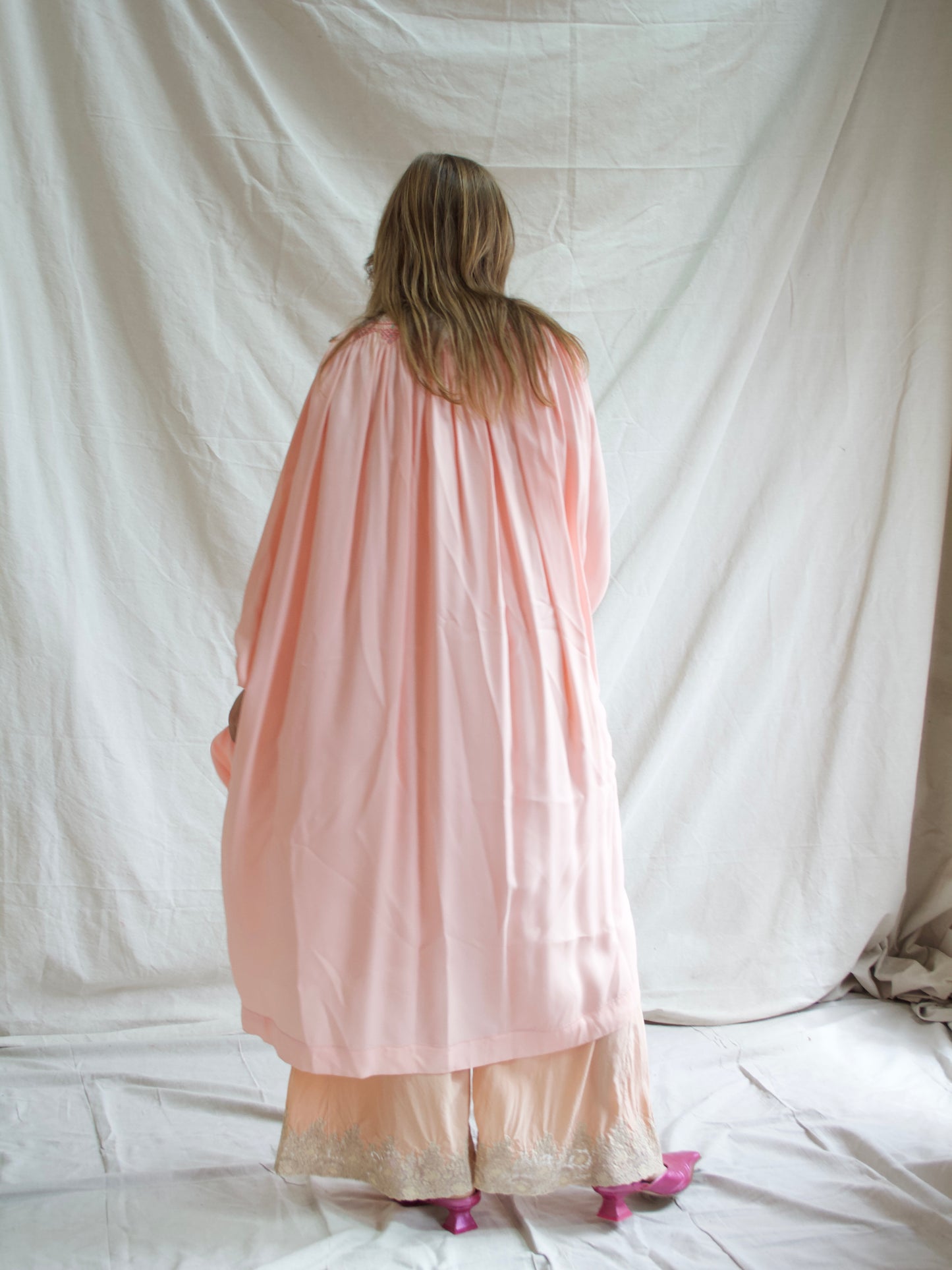 1940s Open front Smocked Balloon Sleeve Silk Crepe Smock Dress