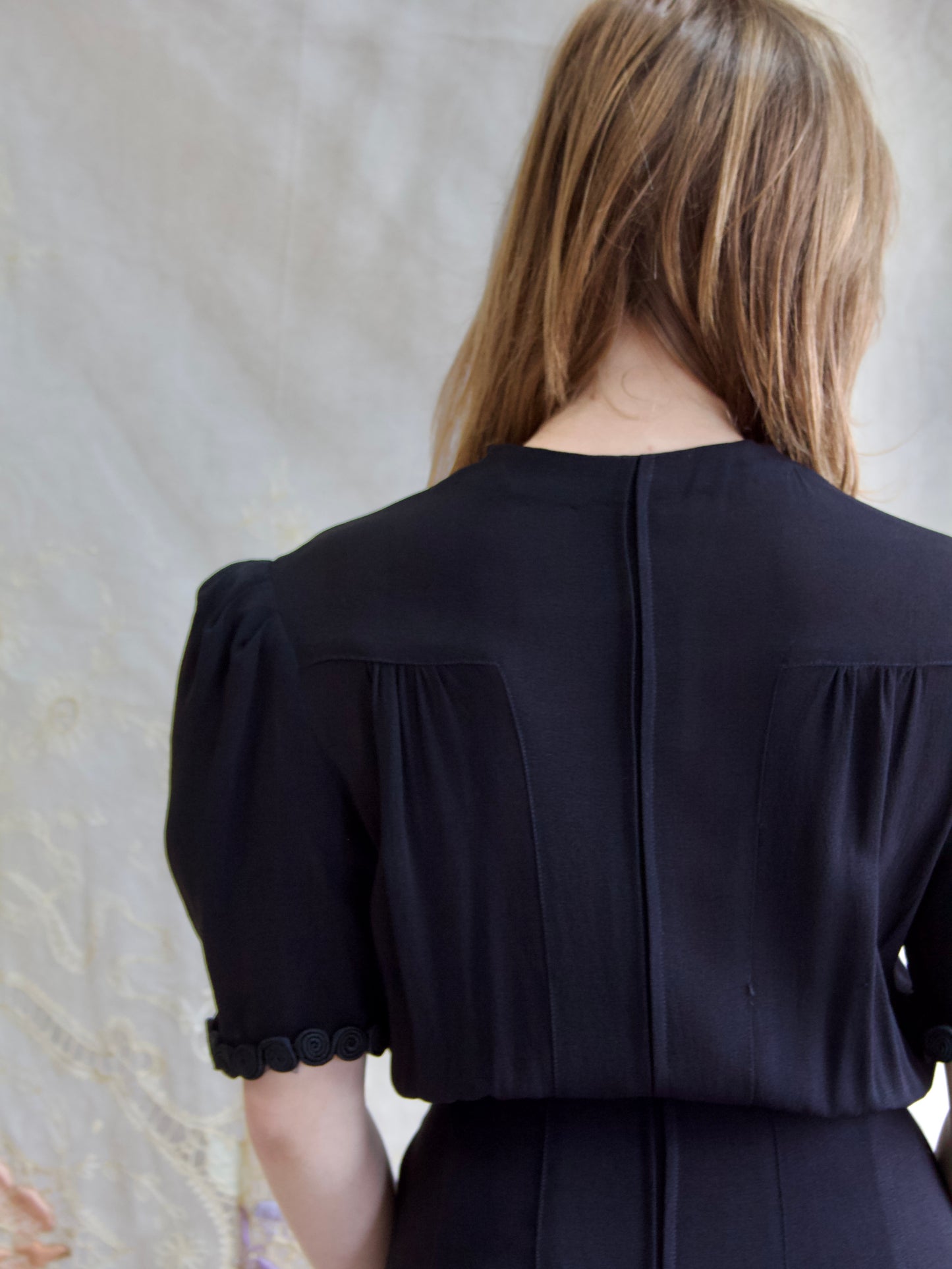 Inky Black 1940s Rayon Crepe 2 Piece Zip front Puff Sleeve Dress