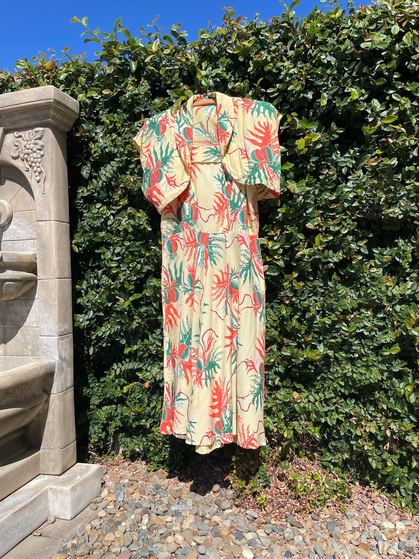 Late 1940s 'Winifred Dick of Honolulu' Rayon Tropical Two Piece Dress Bolero Set