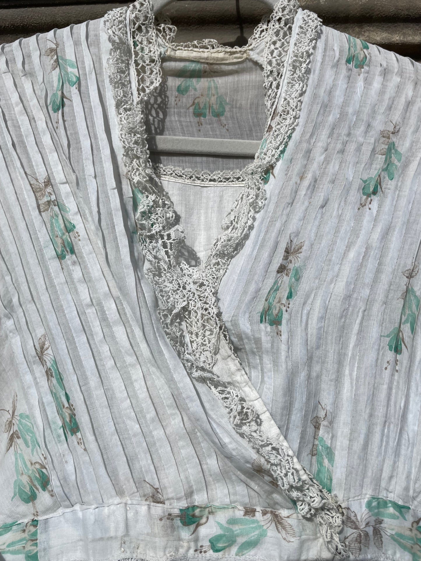 Rare Civil War Era Fine Printed Muslin Afternoon Dress