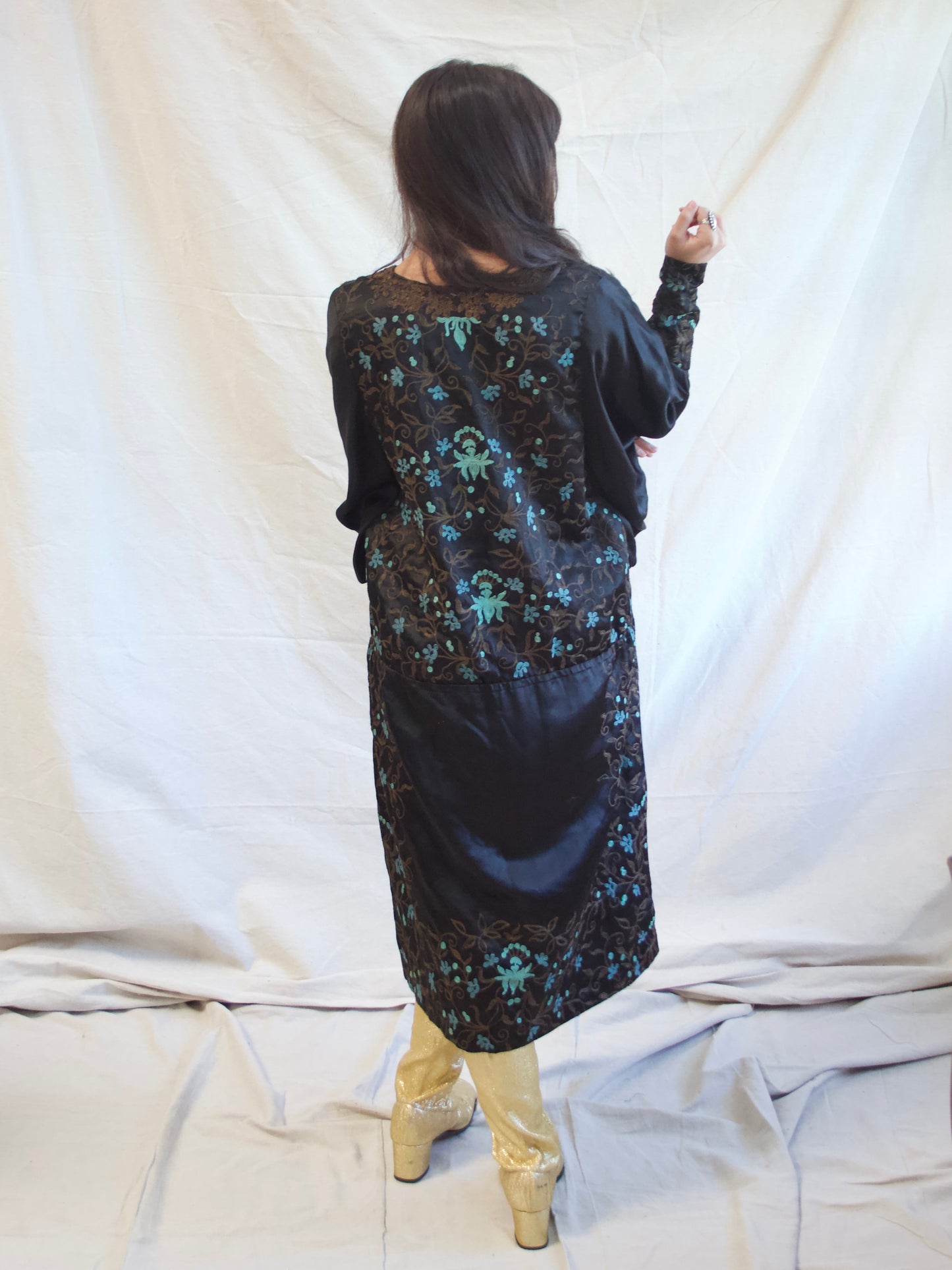 Antique 1920s Embroidered Lamé Batwing Sleeve Drop-waist Silk Dress