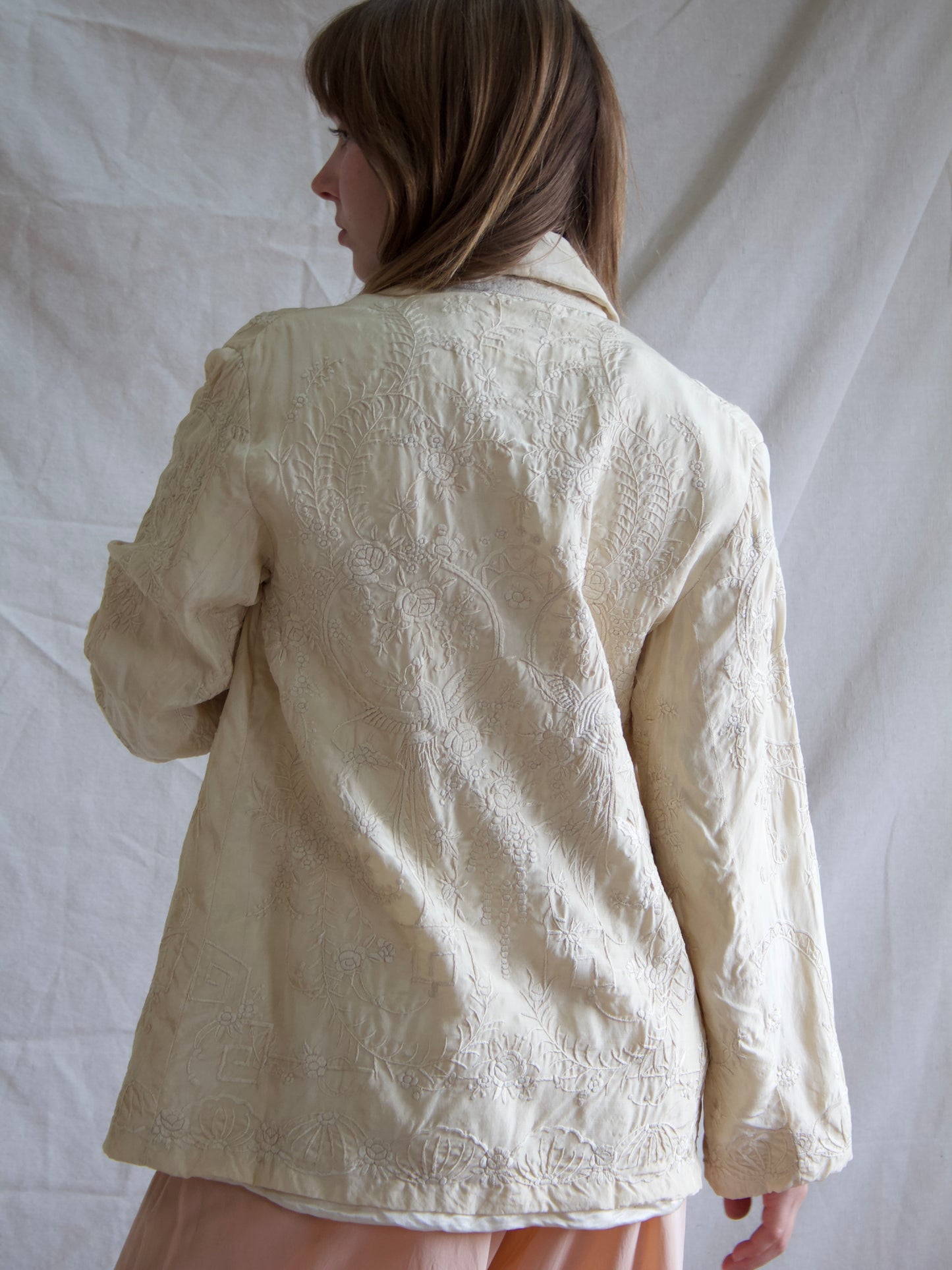 Antique 1920s Cream Silk Embroidered Chinese Jacket