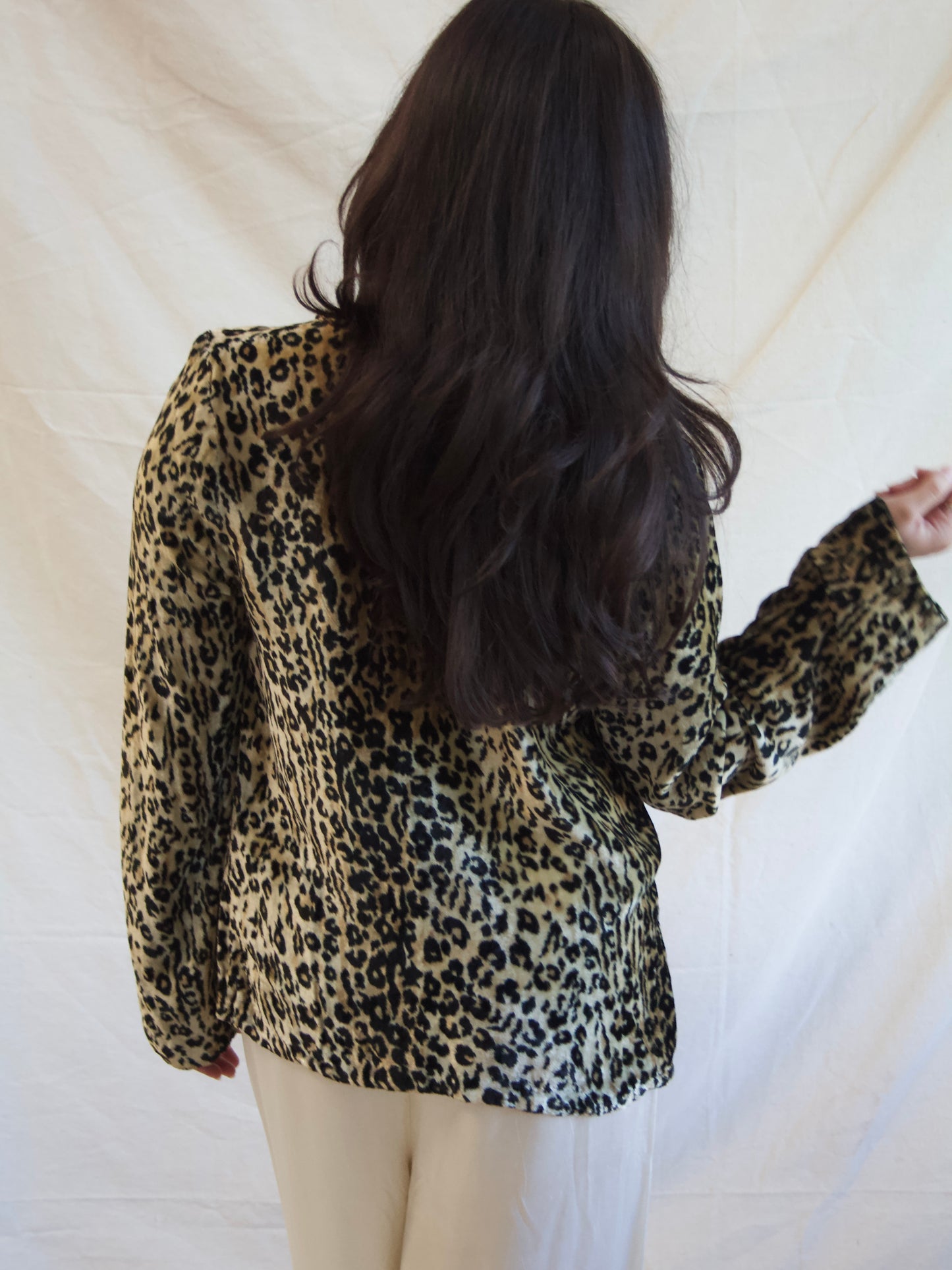 1940s Plush Leopard Print Velvet Mandarine Collar Blouse