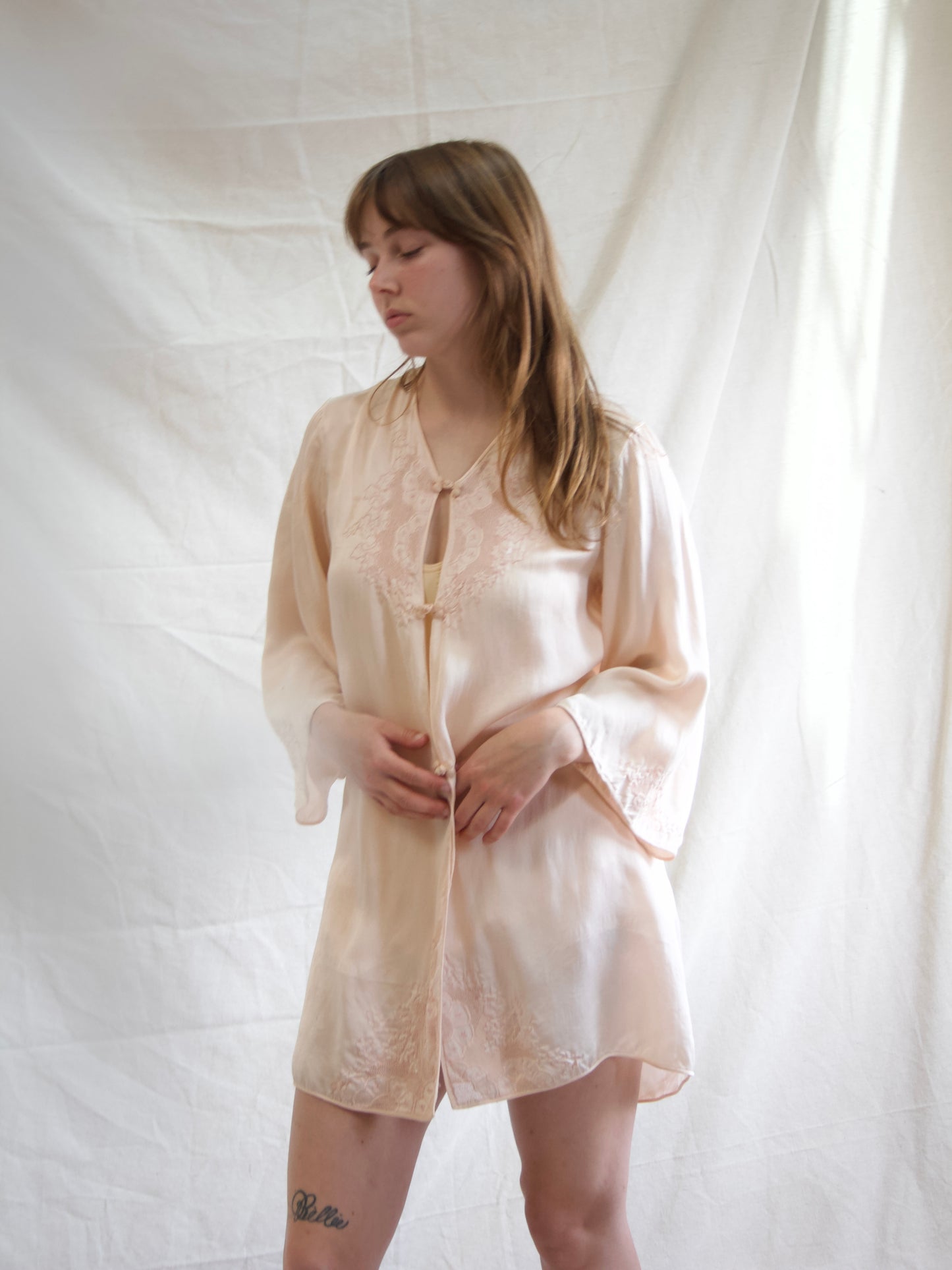 1930s Pale Pink Drawnwork Hand Embroidered Bell Sleeve Bell Boudoir Robe Jacket