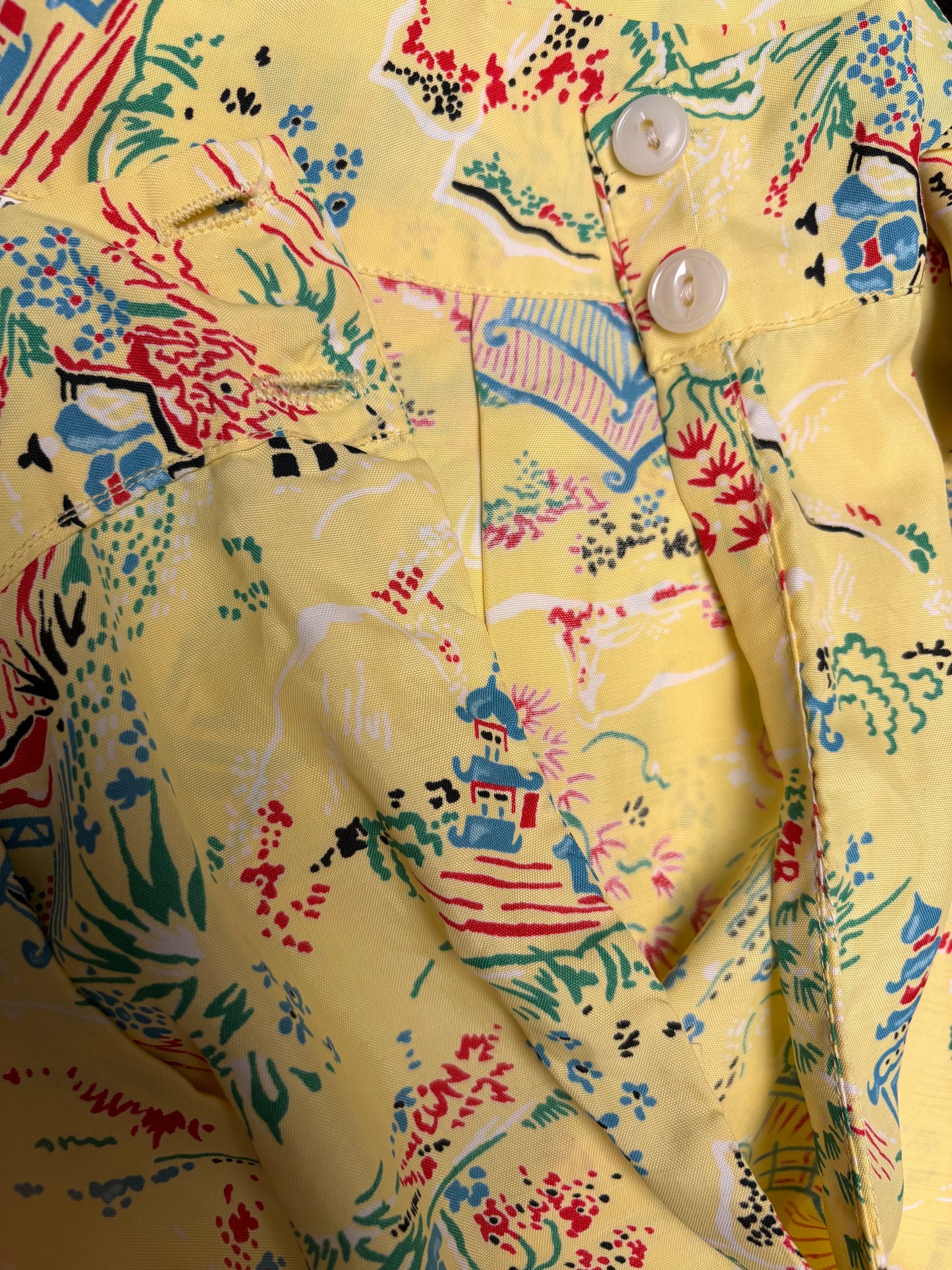 1940s Novelty Print Rayon Side Button Wide Leg Pants
