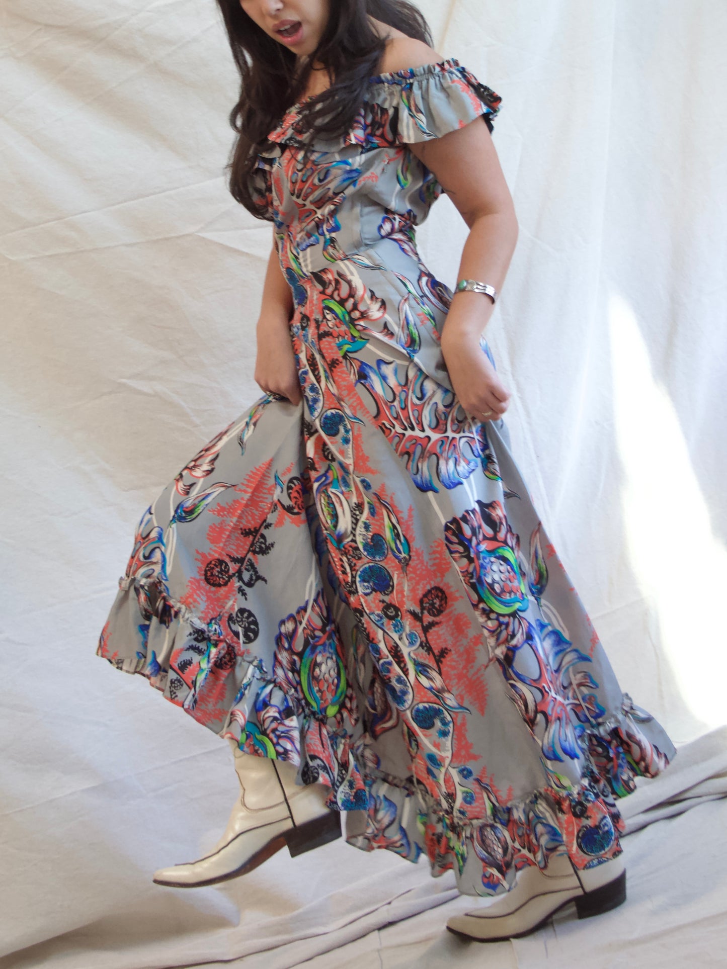 1940s Hawaiian Silk Holo Muu Dress