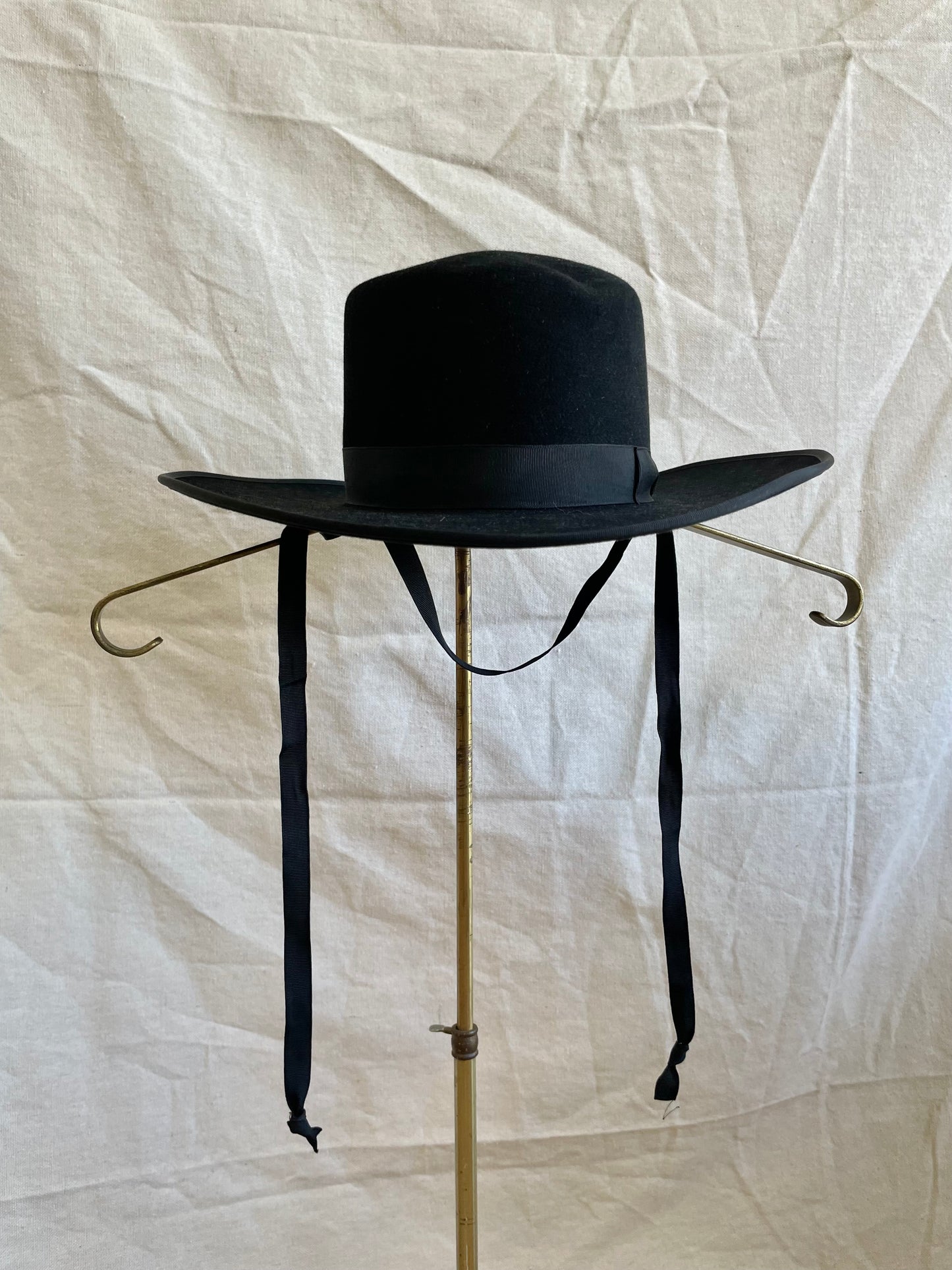 1940s/1950s 'Tardan Paris Sombreros' Fur Felt Riding Chinstrap Hat