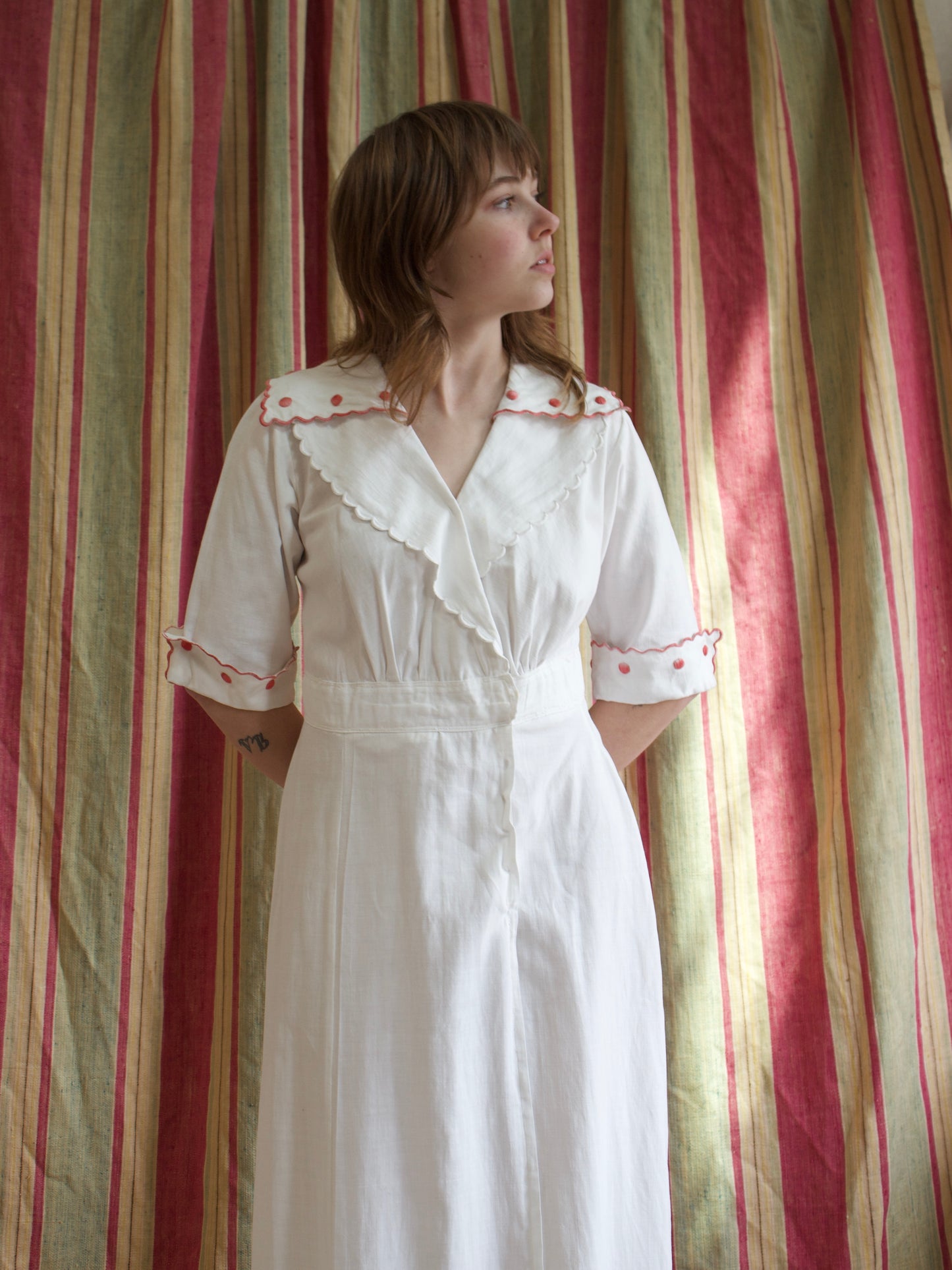 Edwardian Scalloped Hem Ivory Linen Sportswear Summer Dress