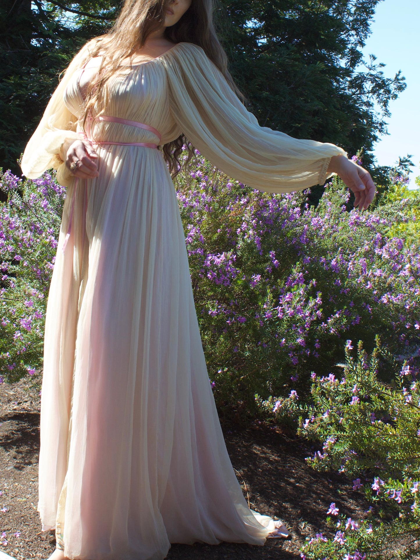 1820s/1920s Style Crinkle Gauze Empire Waist Trained Gown