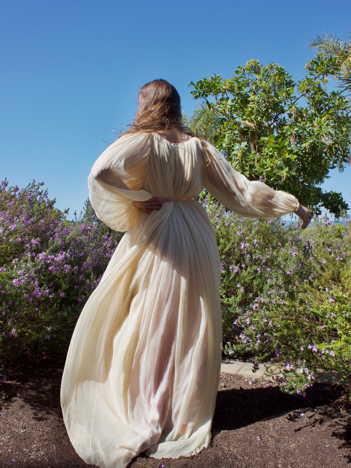 1820s/1920s Style Crinkle Gauze Empire Waist Trained Gown