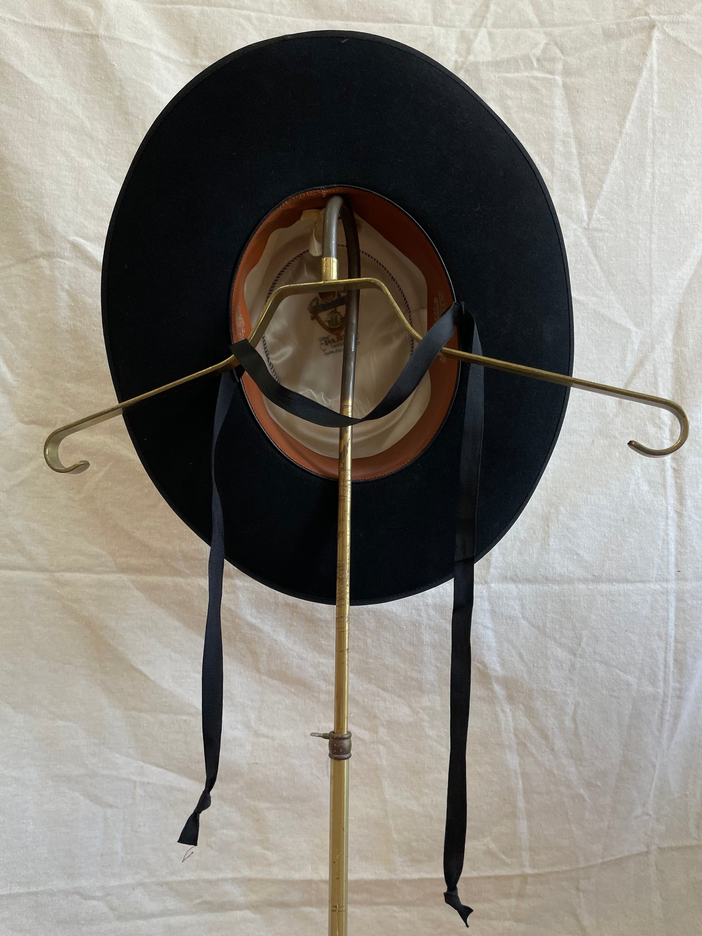 1940s/1950s 'Tardan Paris Sombreros' Fur Felt Riding Chinstrap Hat