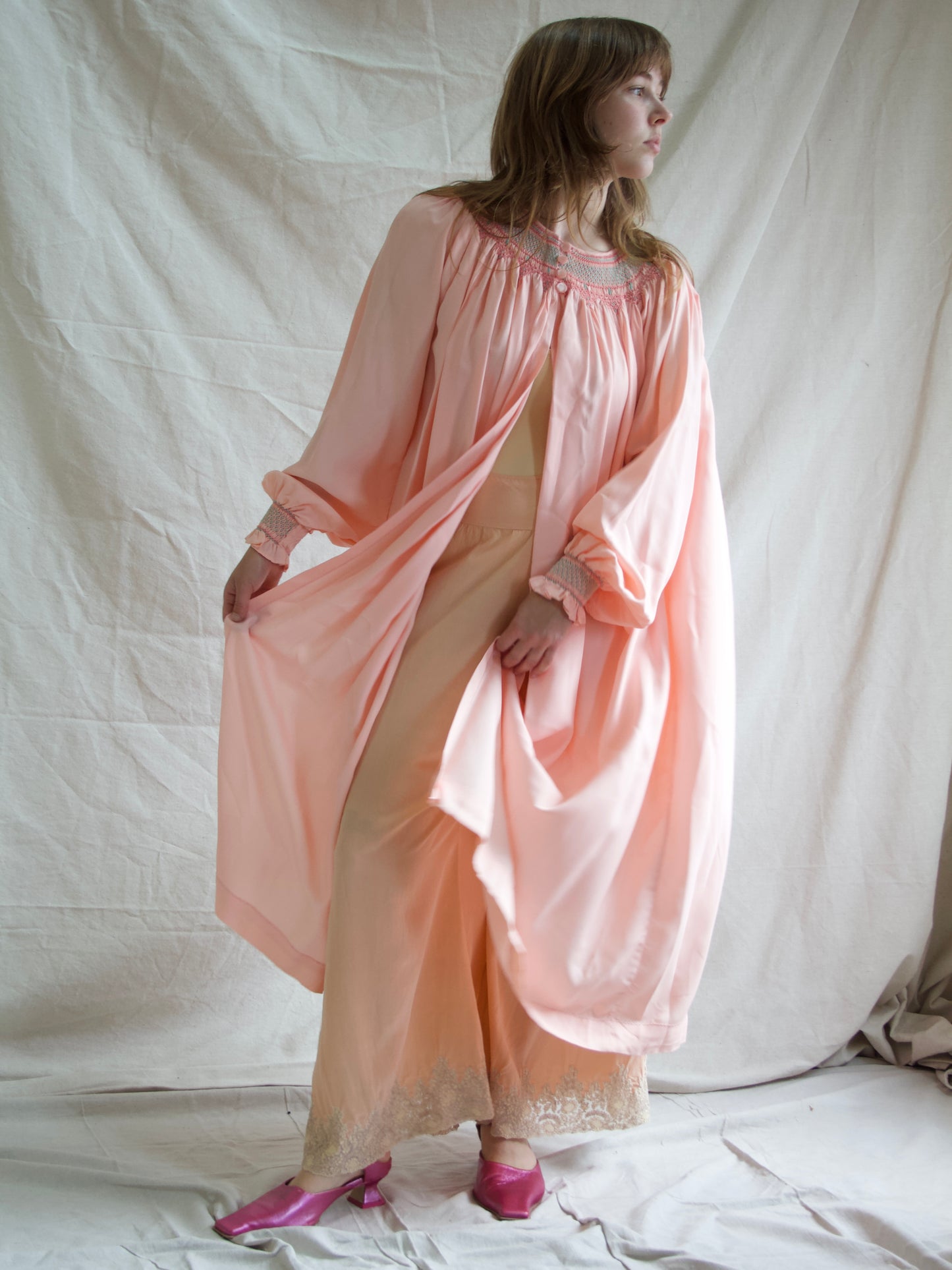 1940s Open front Smocked Balloon Sleeve Silk Crepe Smock Dress