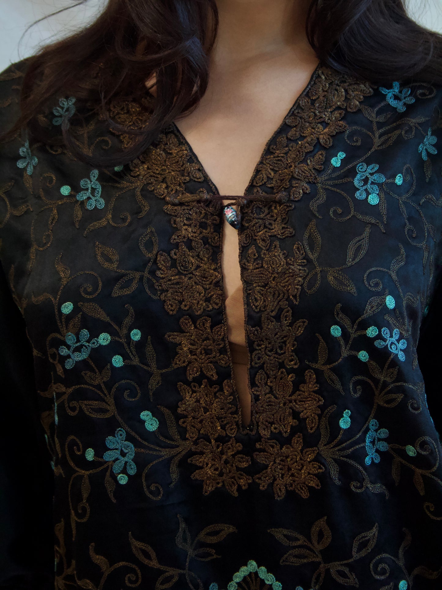 Antique 1920s Embroidered Lamé Batwing Sleeve Drop-waist Silk Dress