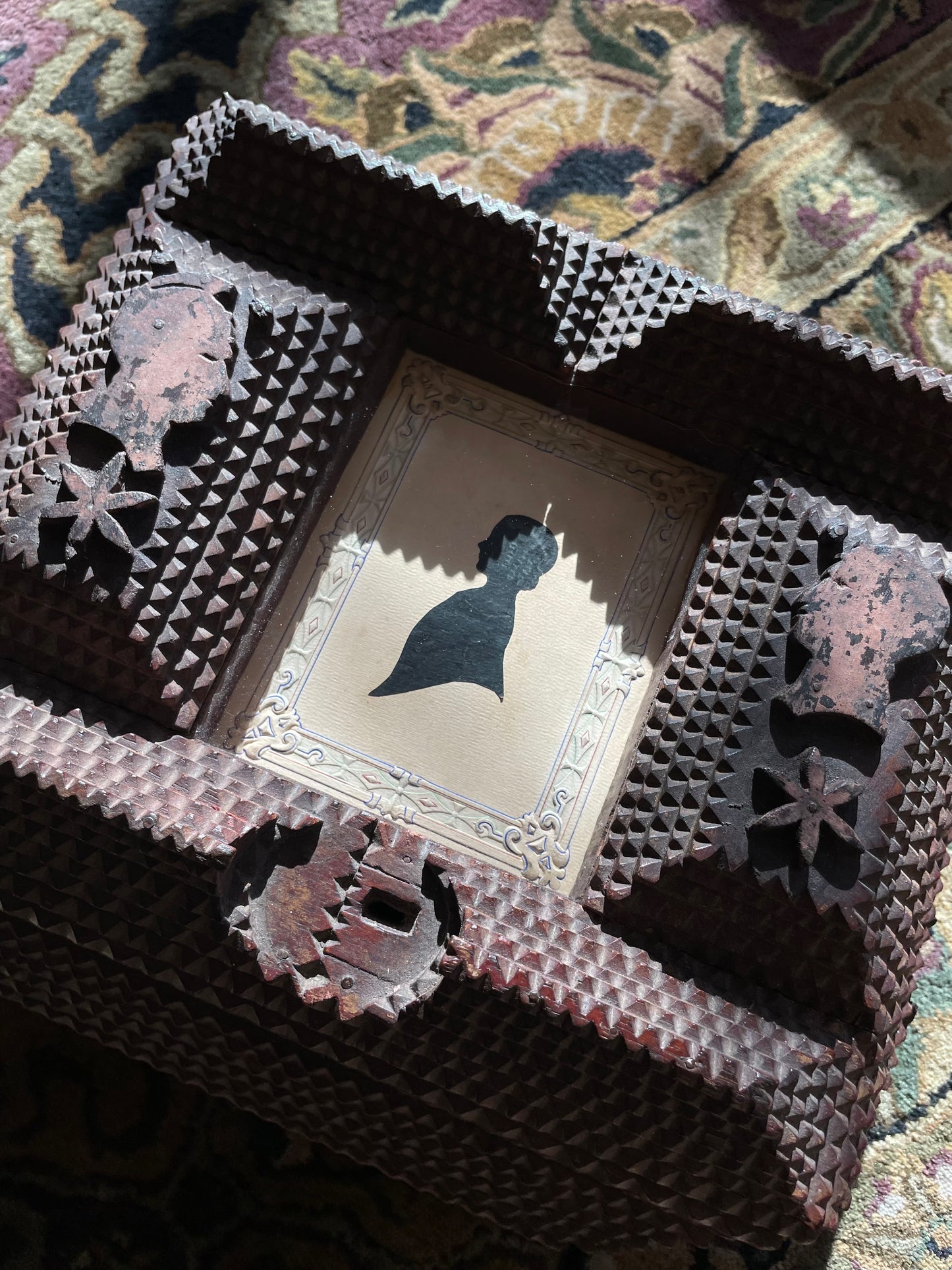 Antique 19th Century Chip Carved Tramp Art Keepsake Box loo