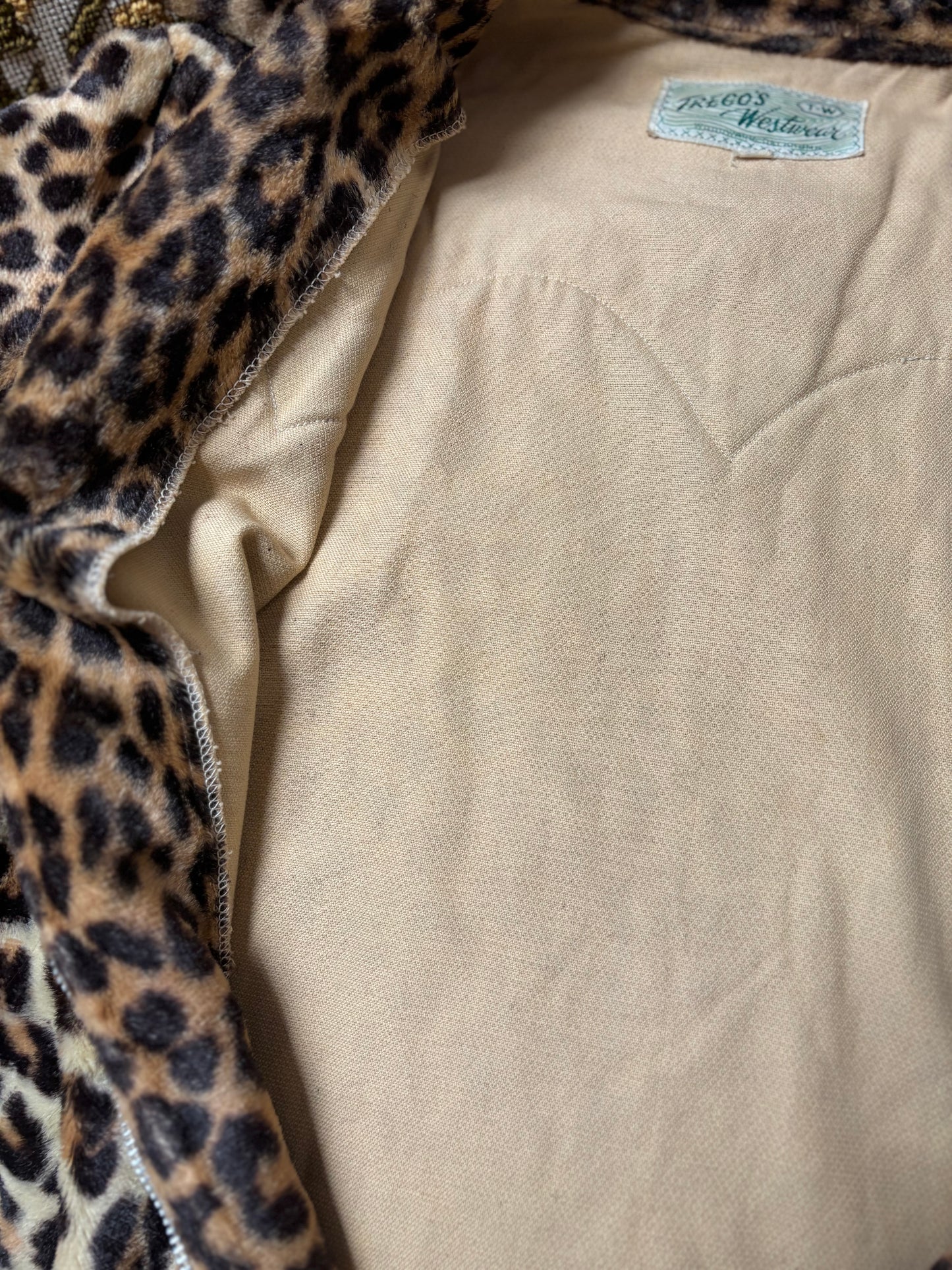 Rare 1950s 'Tregos West Wear' Plush Leopard Print Western Zip Front Shirt