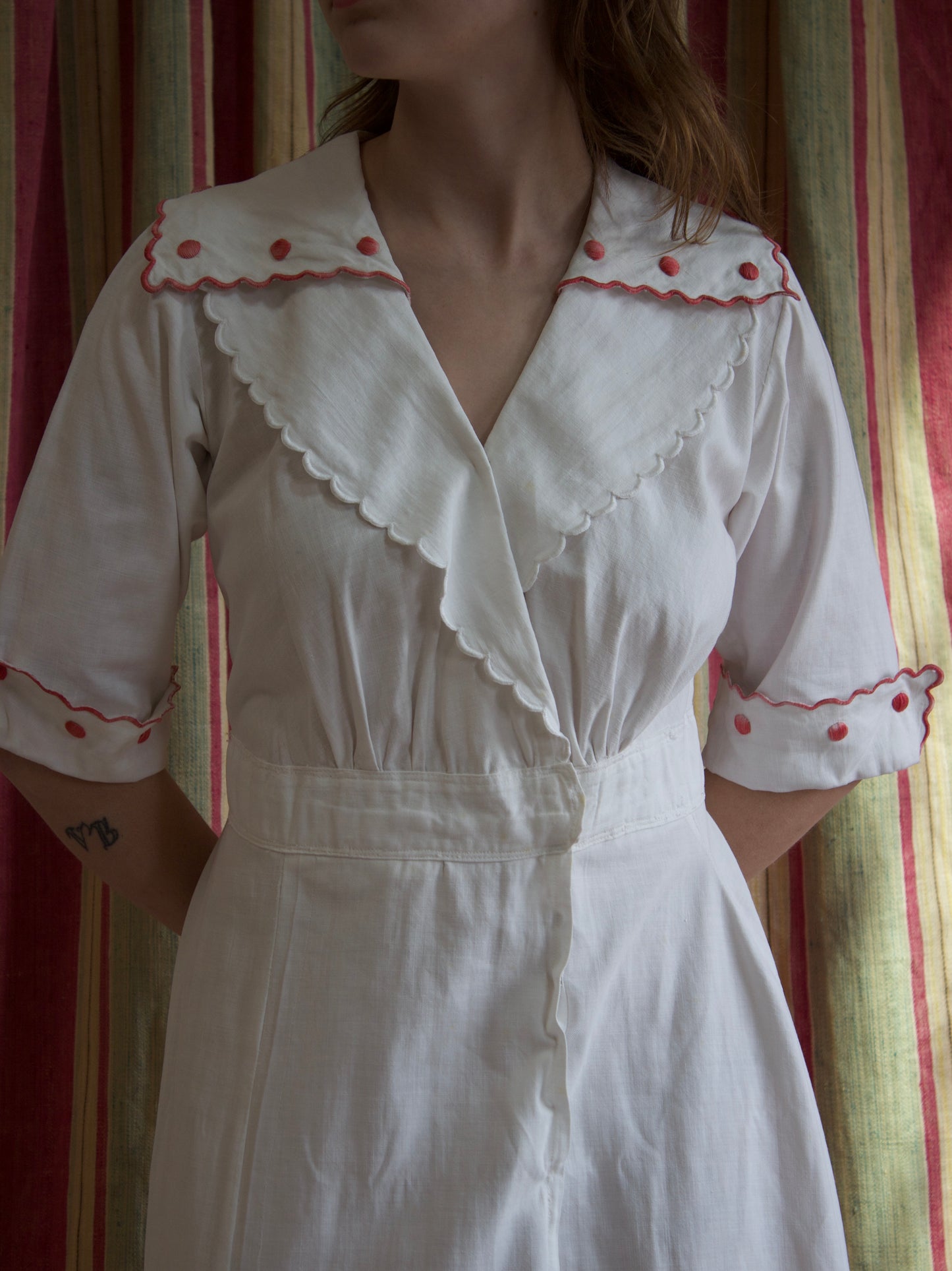 Edwardian Scalloped Hem Ivory Linen Sportswear Summer Dress