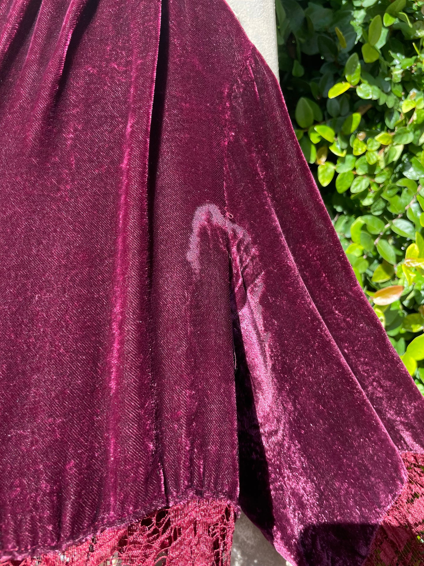 1920s Merlot Silk Velvet & Lace Bell Sleeve Dress
