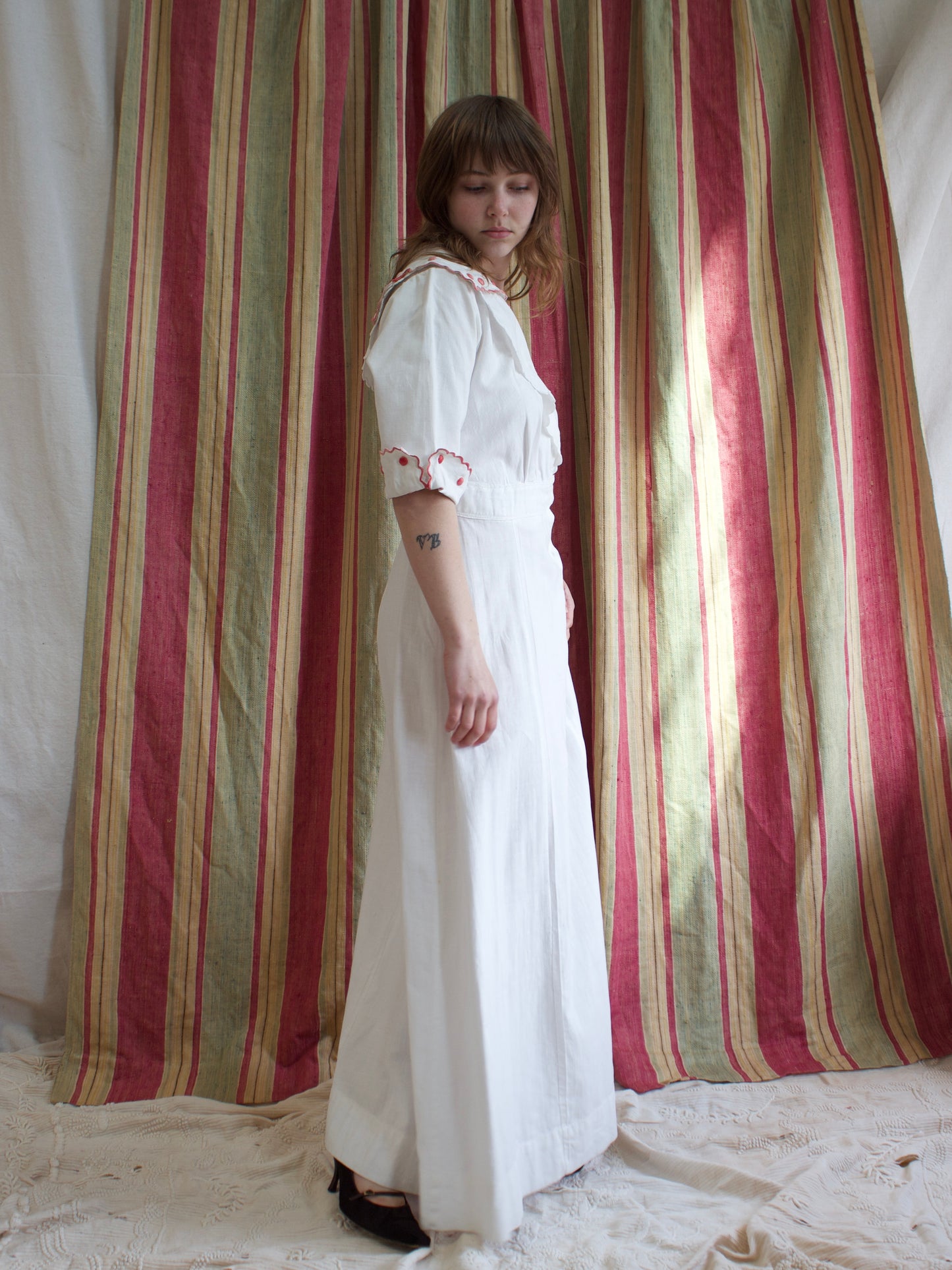Edwardian Scalloped Hem Ivory Linen Sportswear Summer Dress