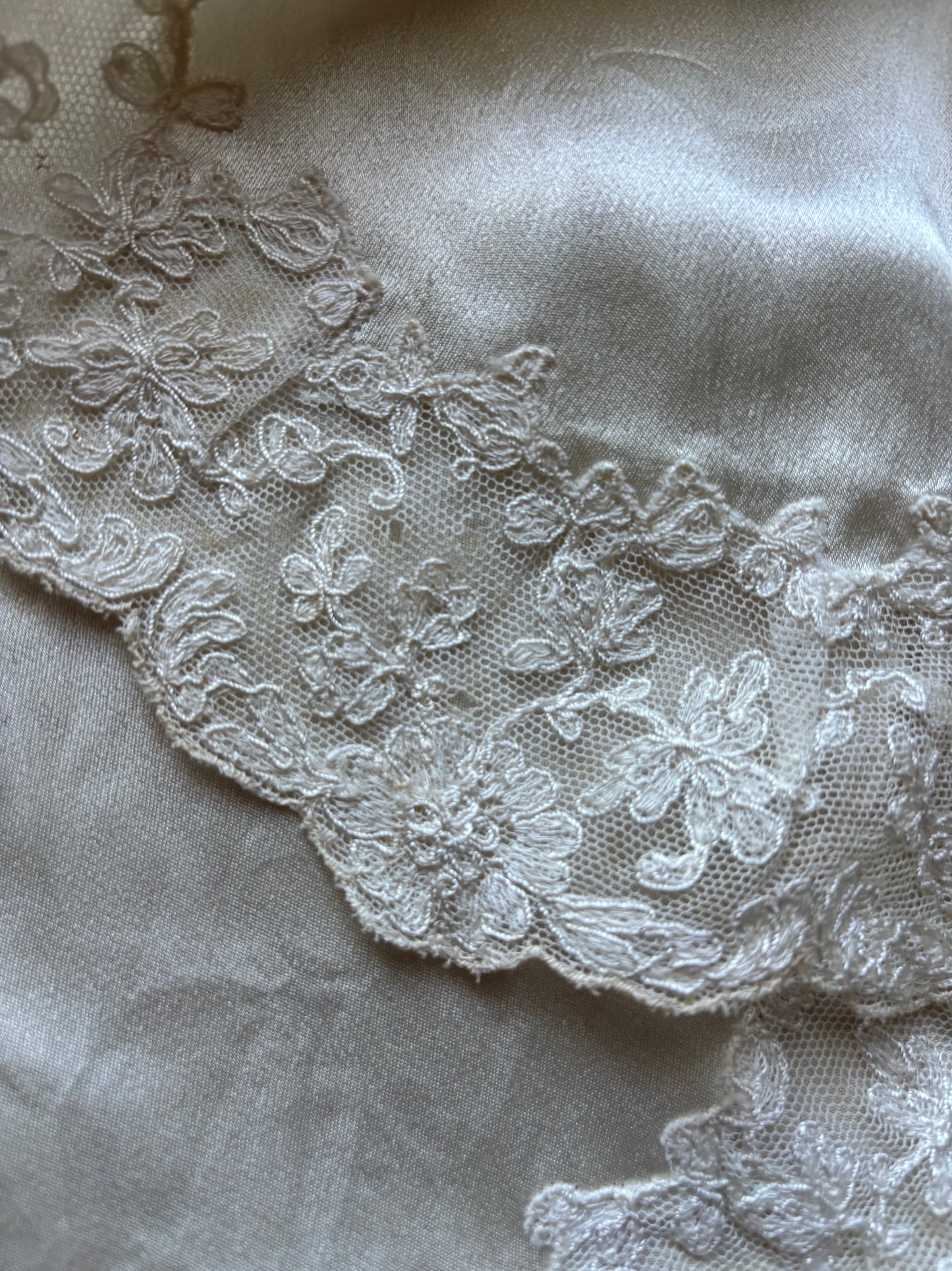 1930s Eggshell Crepe Back Satin Lace Bolero