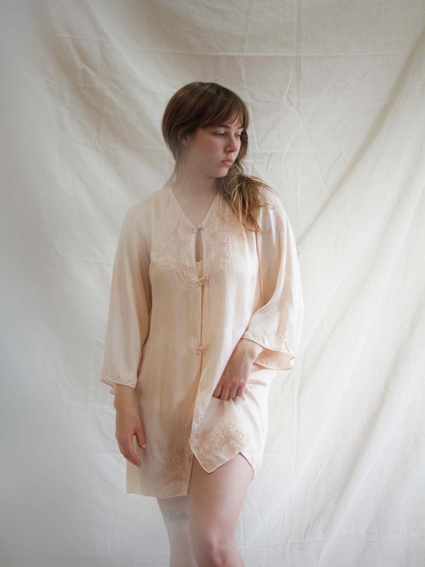 1930s Pale Pink Drawnwork Hand Embroidered Bell Sleeve Bell Boudoir Robe Jacket