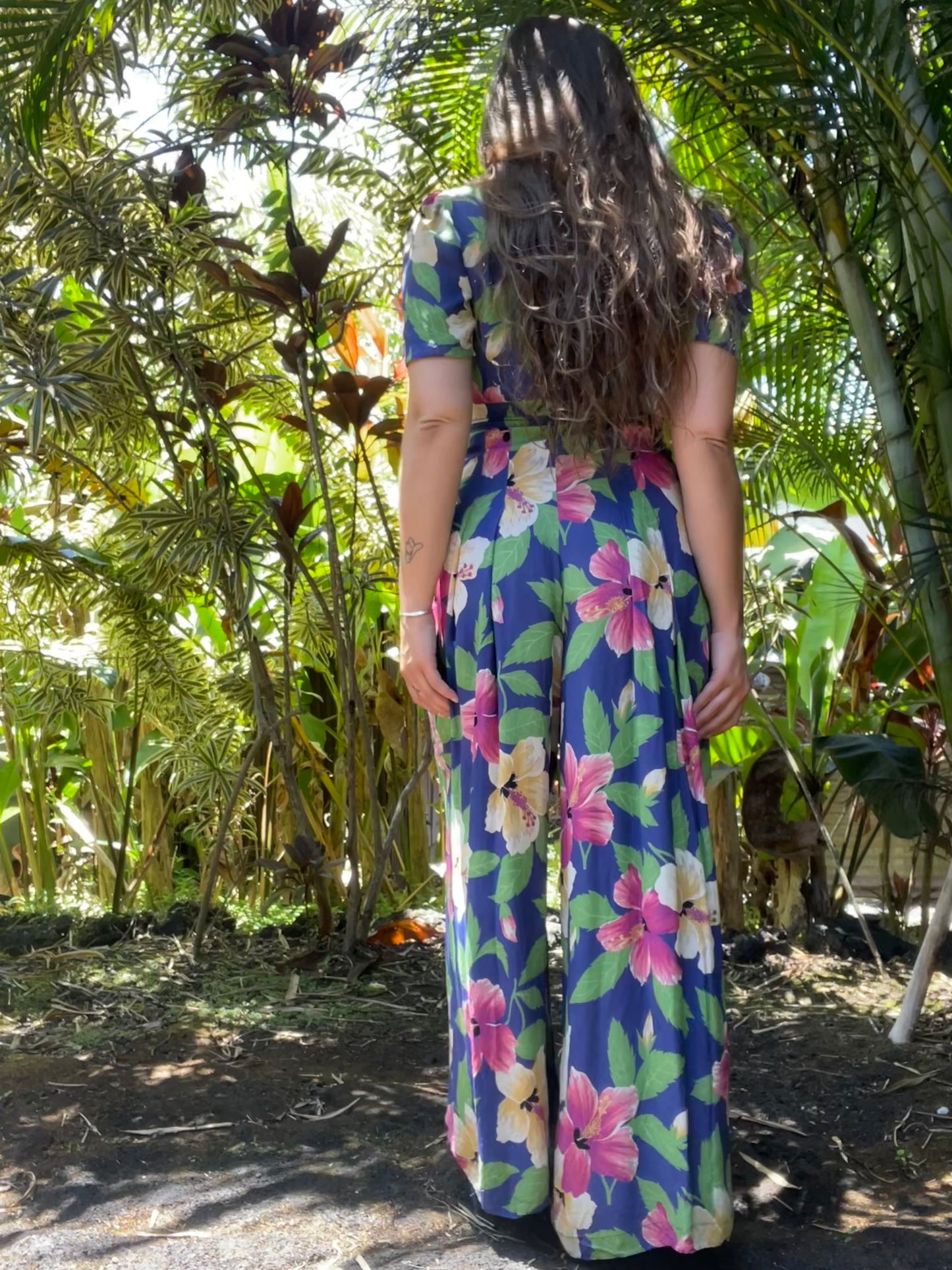Rare 1940s Hawaiiana Rayon Palazzo Pant Tie Waist Jumpsuit