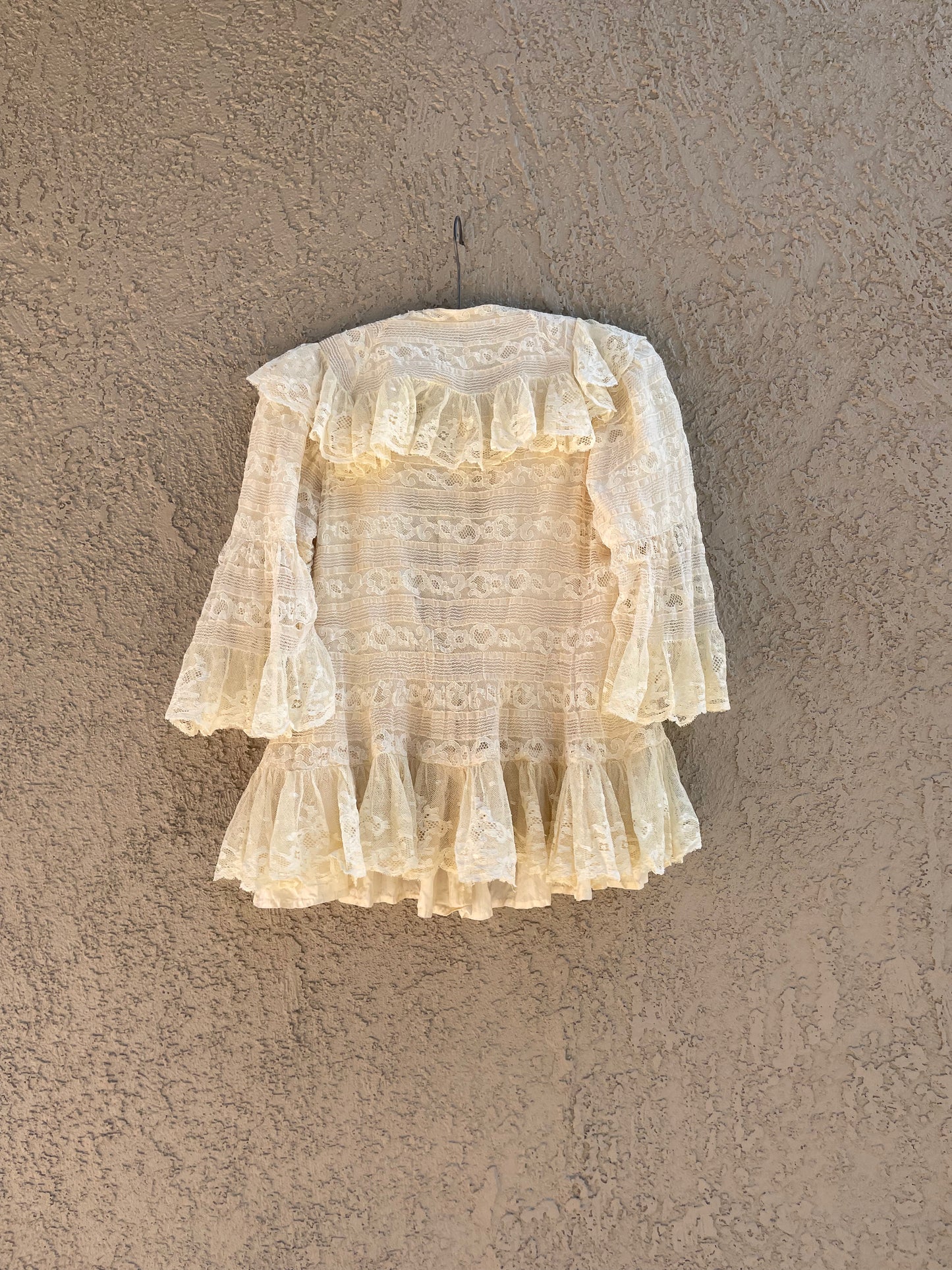 Edwardian 1910s Ruffled Lace Boudoir Jacket