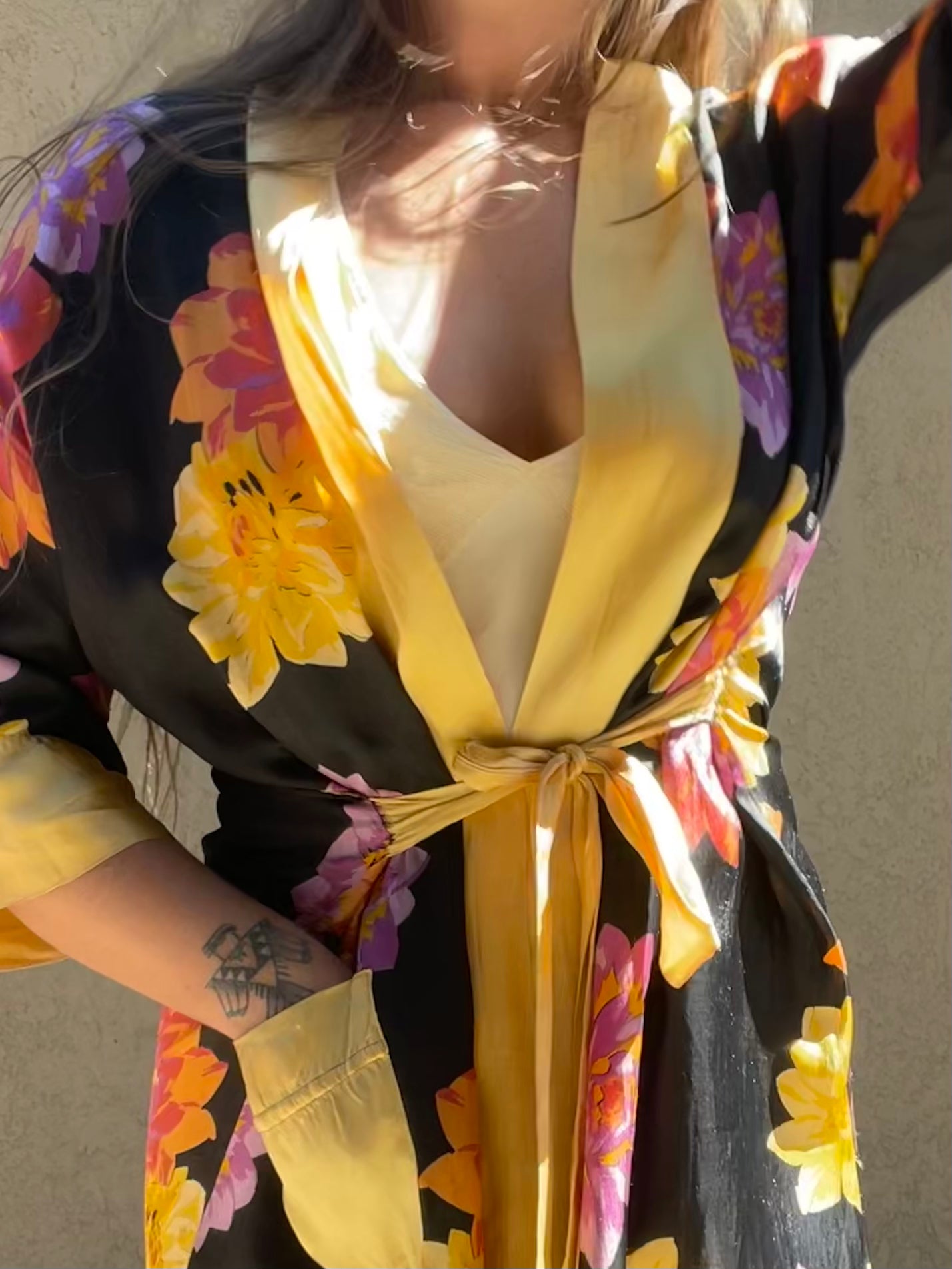 1930s Vibrant Floral Rayon Tie Waist Dressing Gown Robe