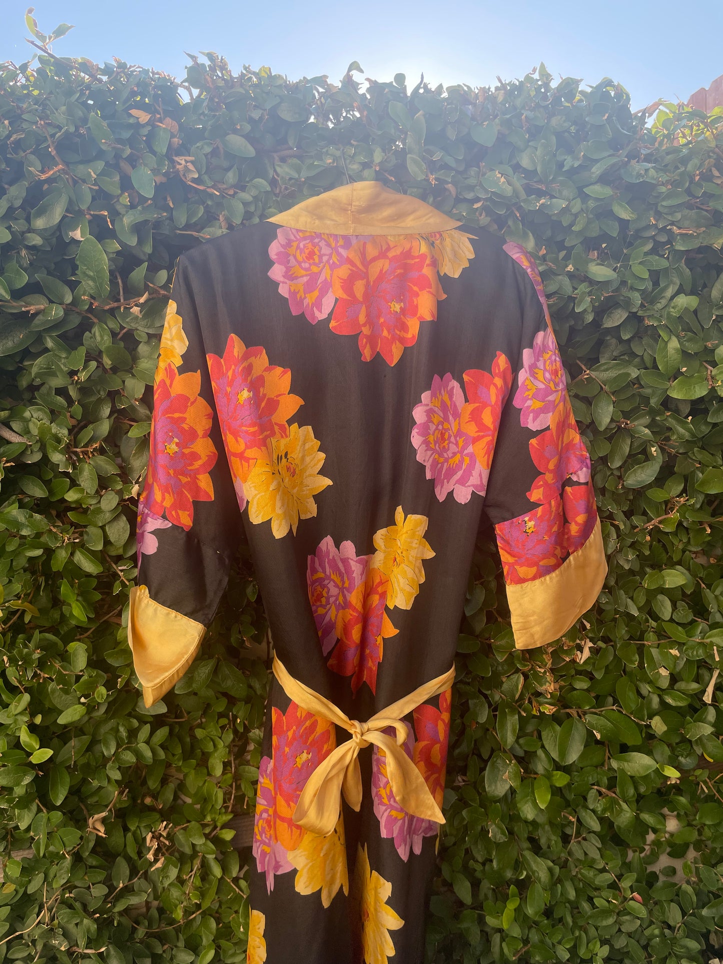 1930s Vibrant Floral Rayon Tie Waist Dressing Gown Robe