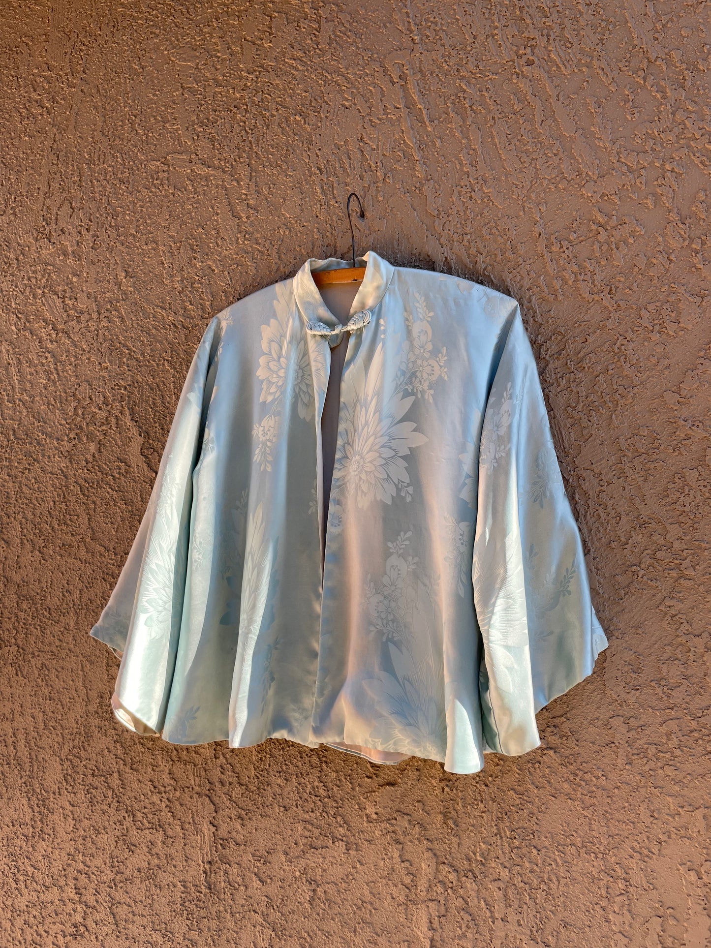 1920s 'Gumps of Honolulu & San Francisco’ Sumptuous Chrysanthemum Printed Silk Bell Sleeve Jacket