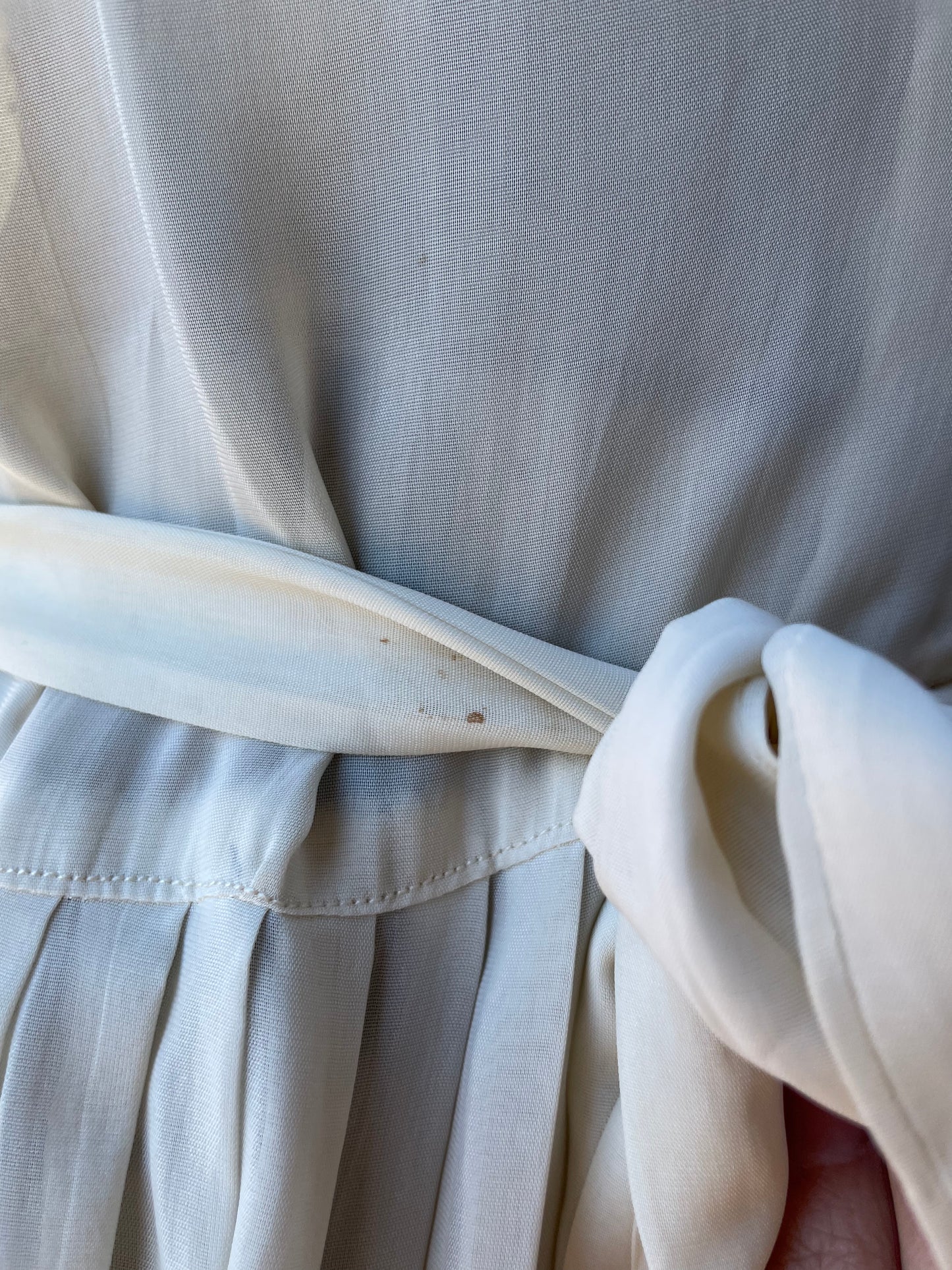 1930s/1940s Rayon Chiffon Bow Applique Peignoir
