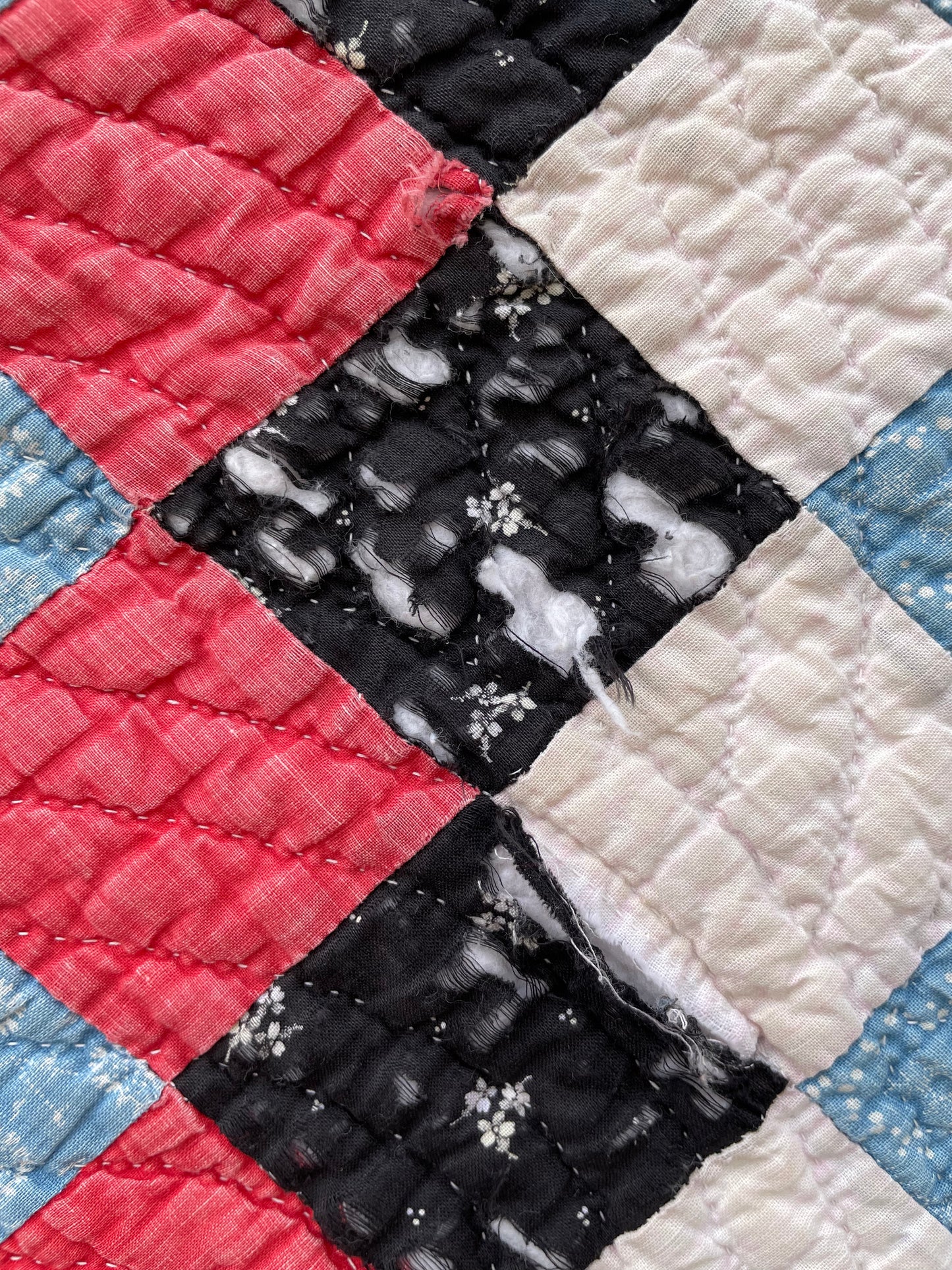 Antique Early 1900s 'Trip Around The World' Hand Stitched Quilt
